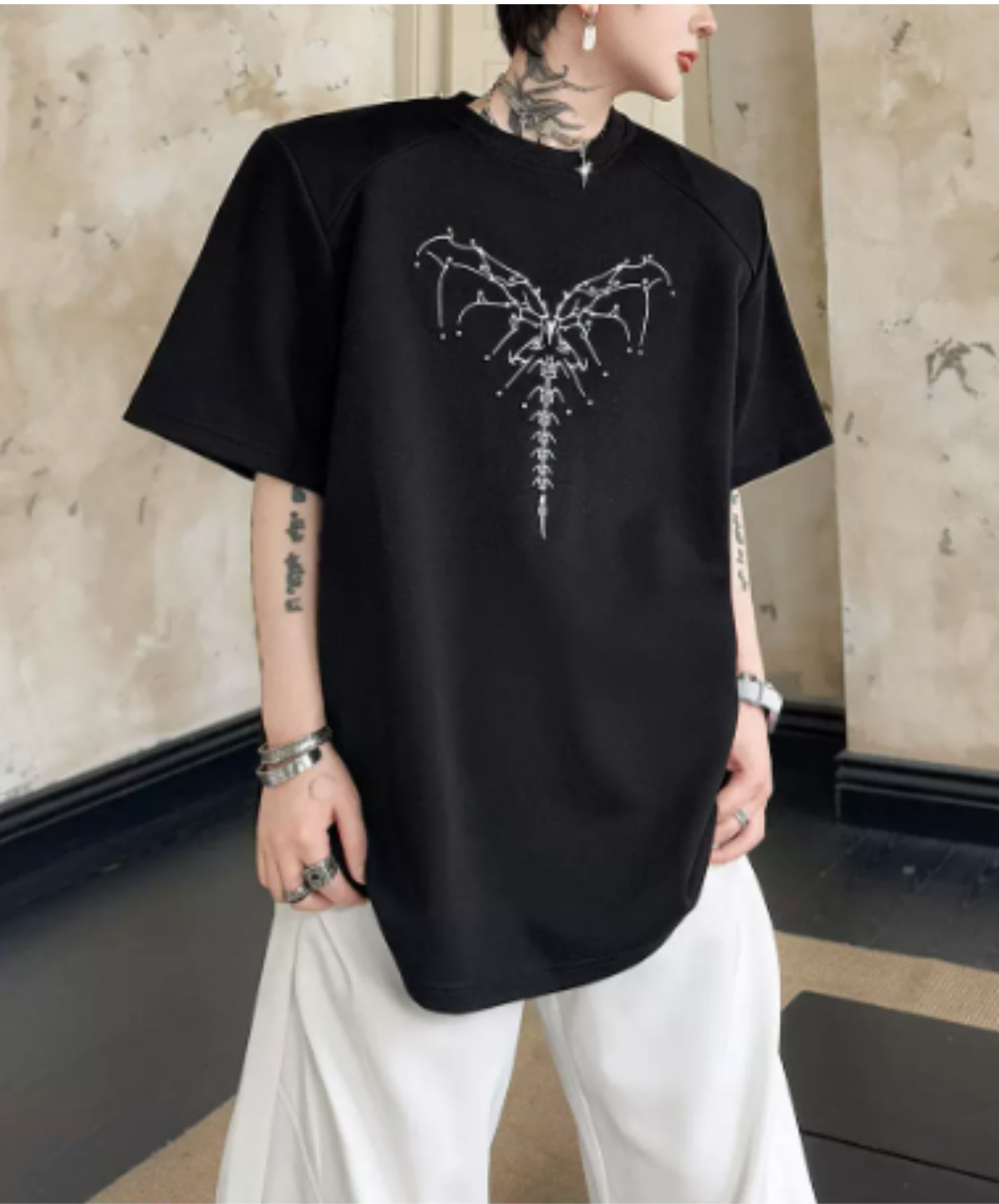 dark heart bead embroidery t-shirt EN2875