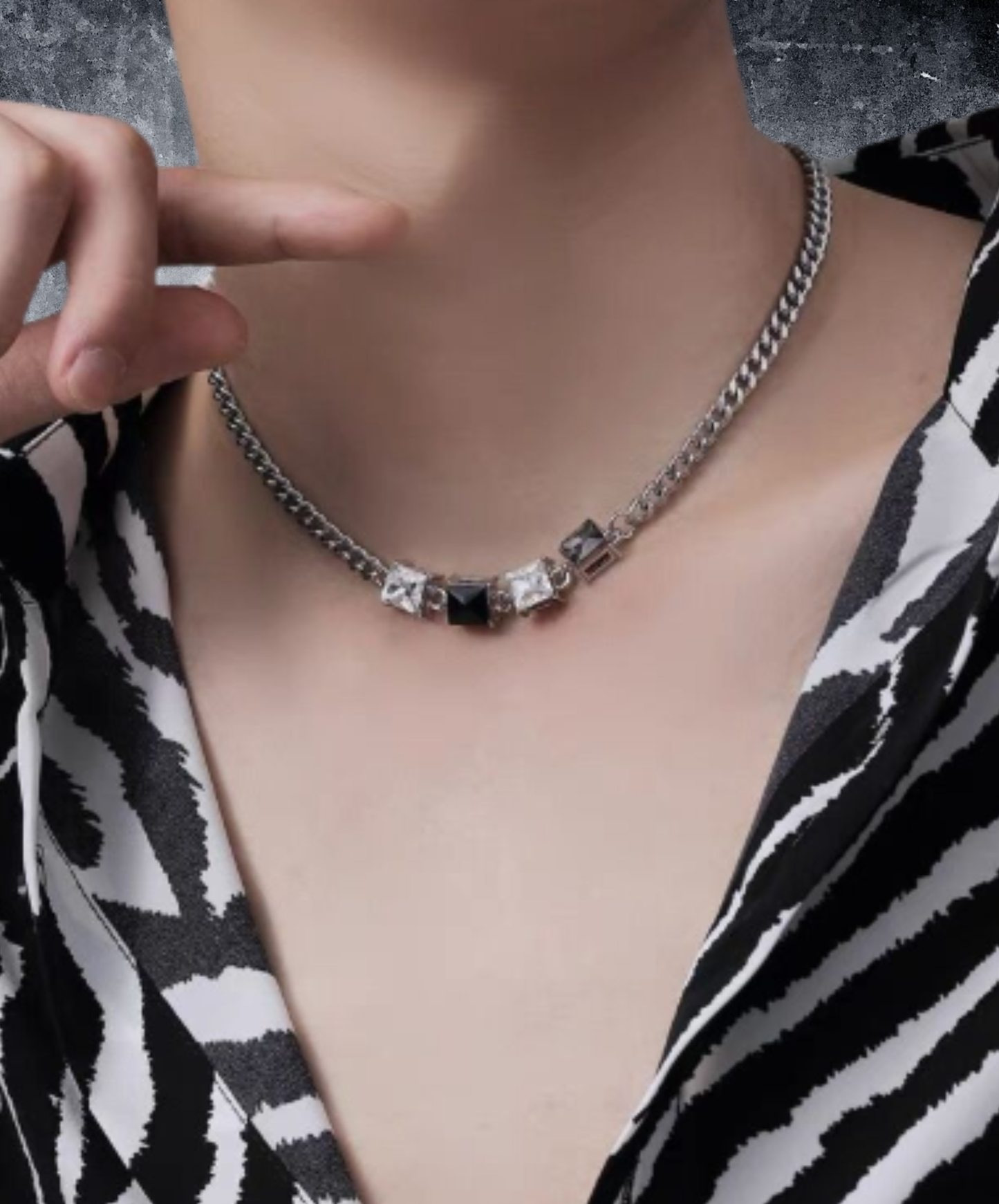 square quartz crystal necklace EN3038