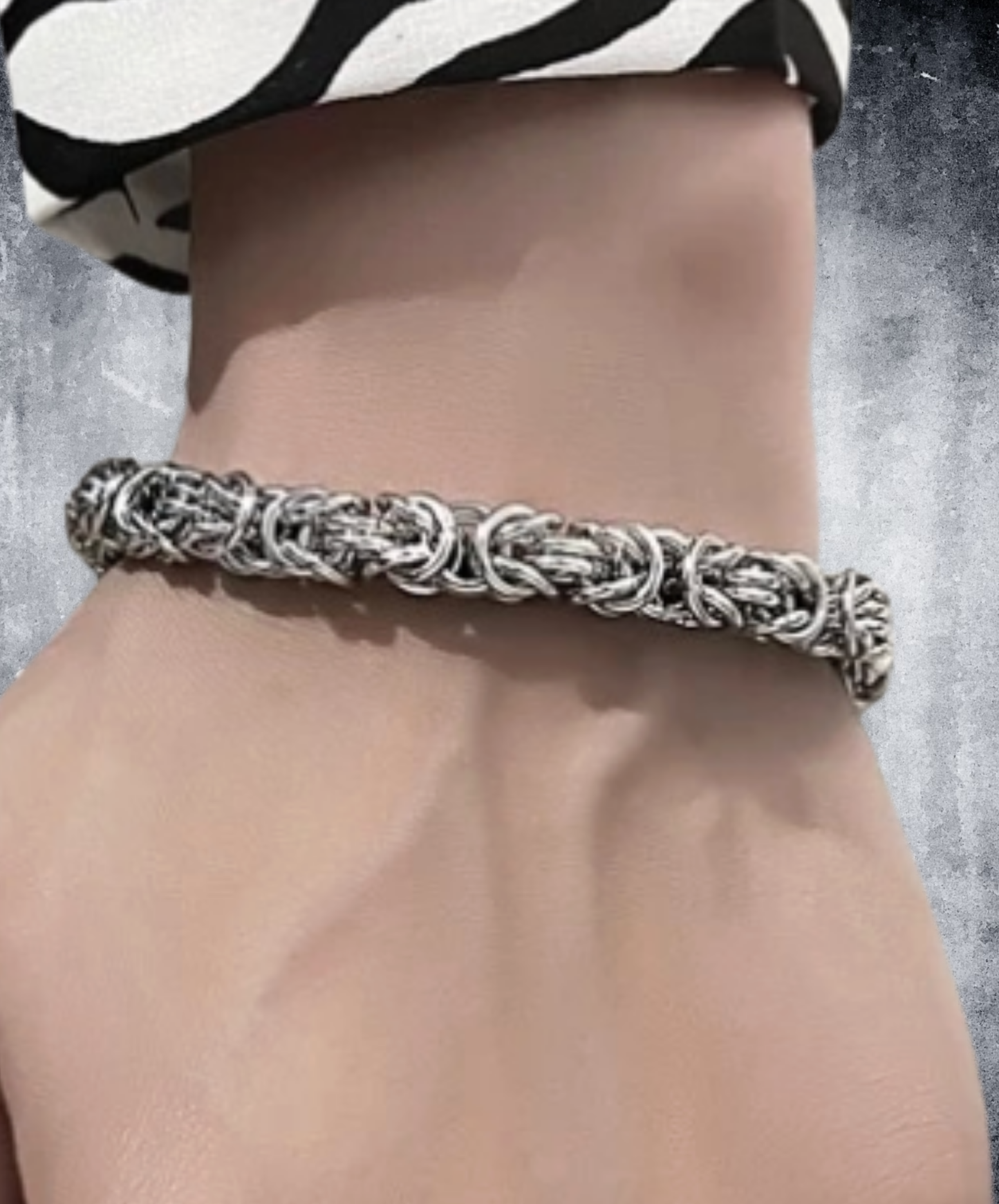 Intertwined metal rings bracelet EN2759