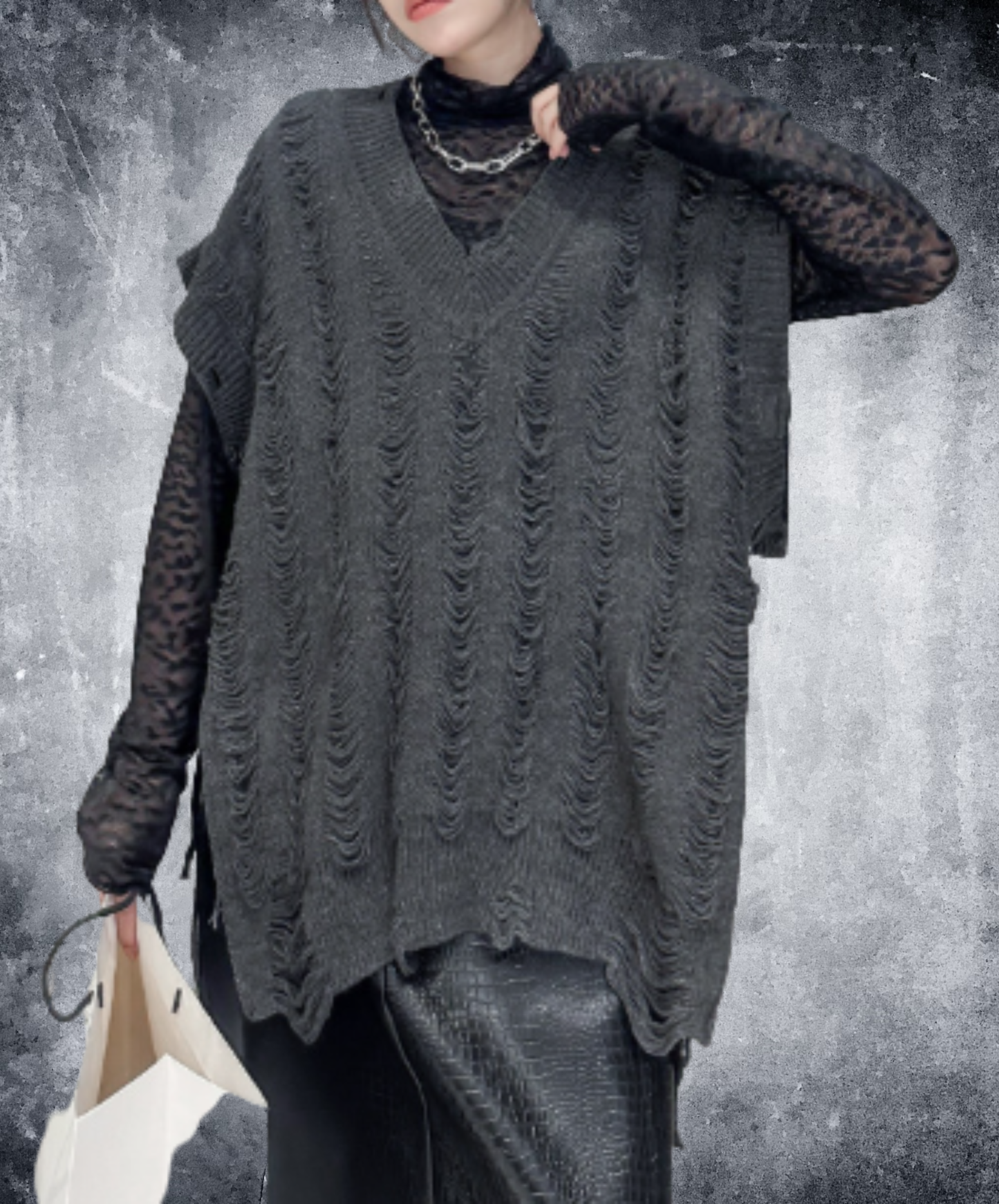 distressed v-neck sweater EN3122