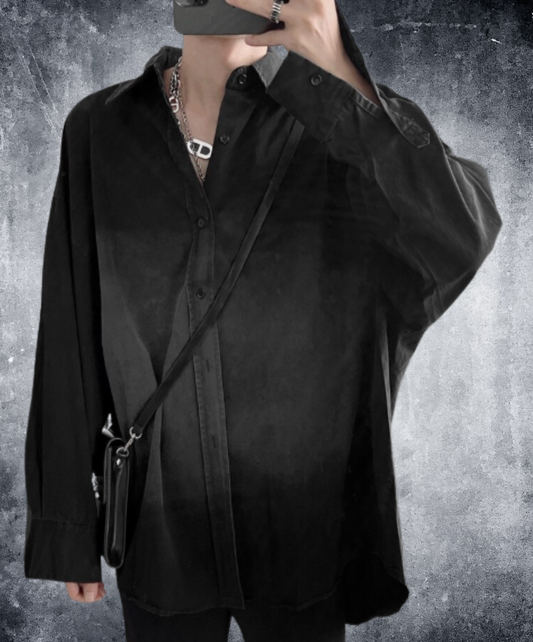 dark faded, distressed design shirt EN2765