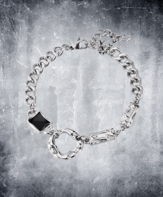 black crystal with a rippled design bracelet EN3044