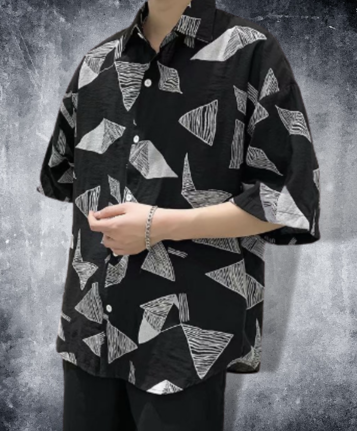 【最短2日でお届け「特急便」対応（Lサイズのみ）】monotone geometric print half length shirt EN1033