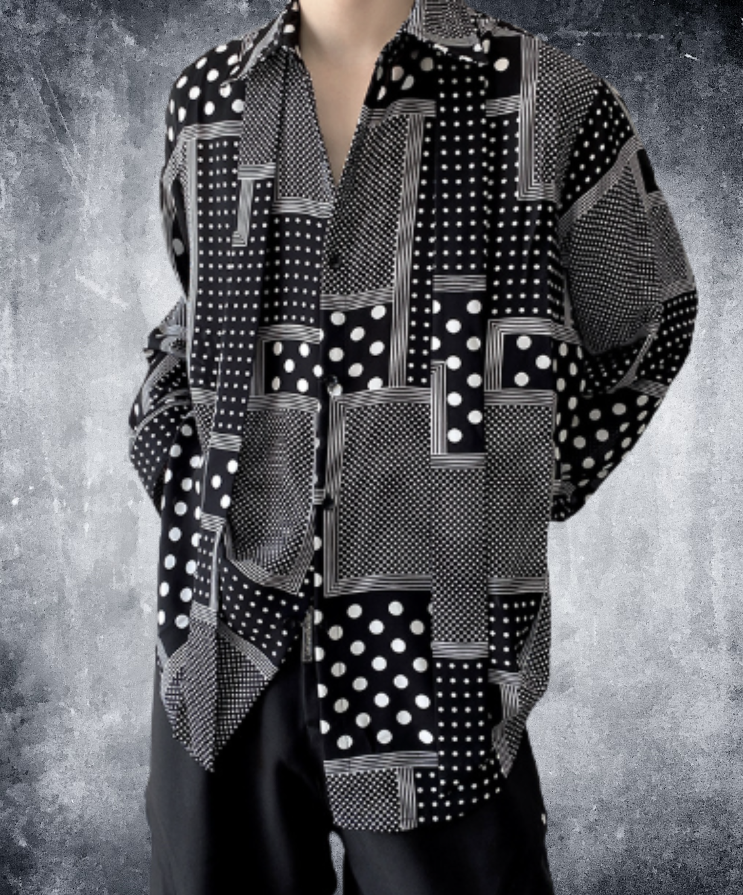 random polka-dot pattern shirt EN3074