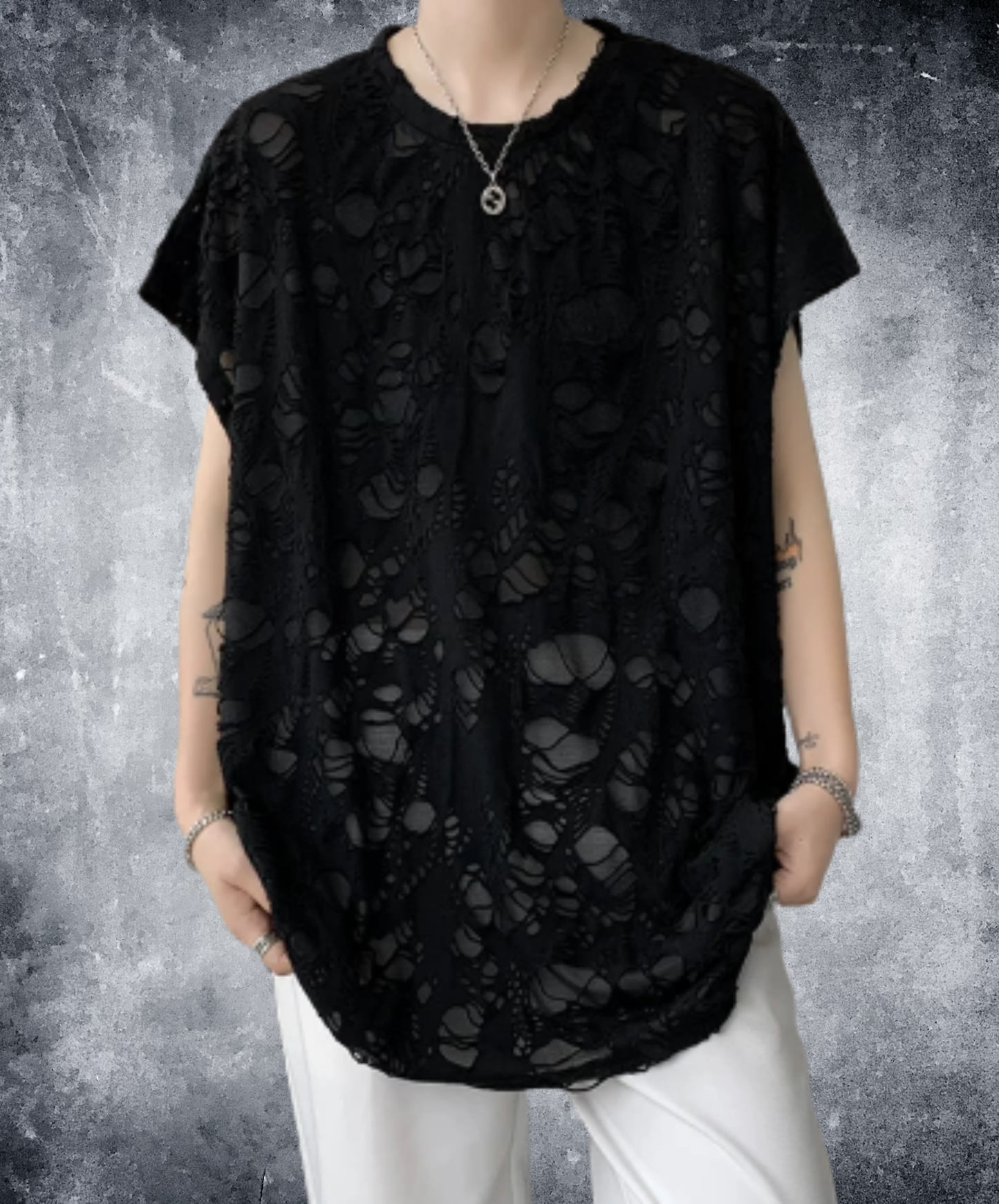 distressed finish, loose silhouette t-shirt EN2938