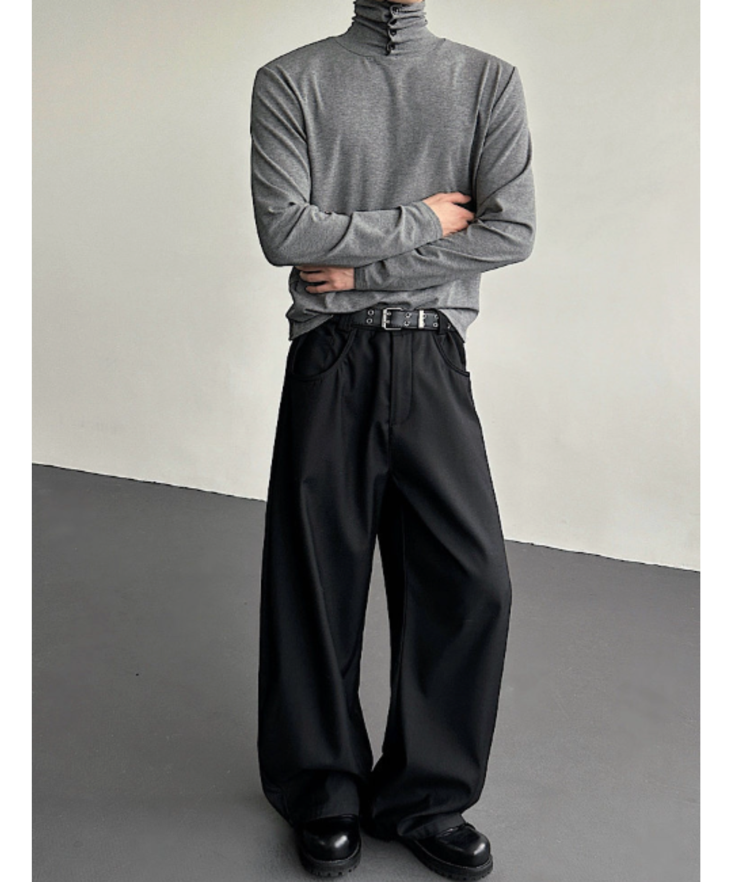 clean fit high neck t-shirt EN2592