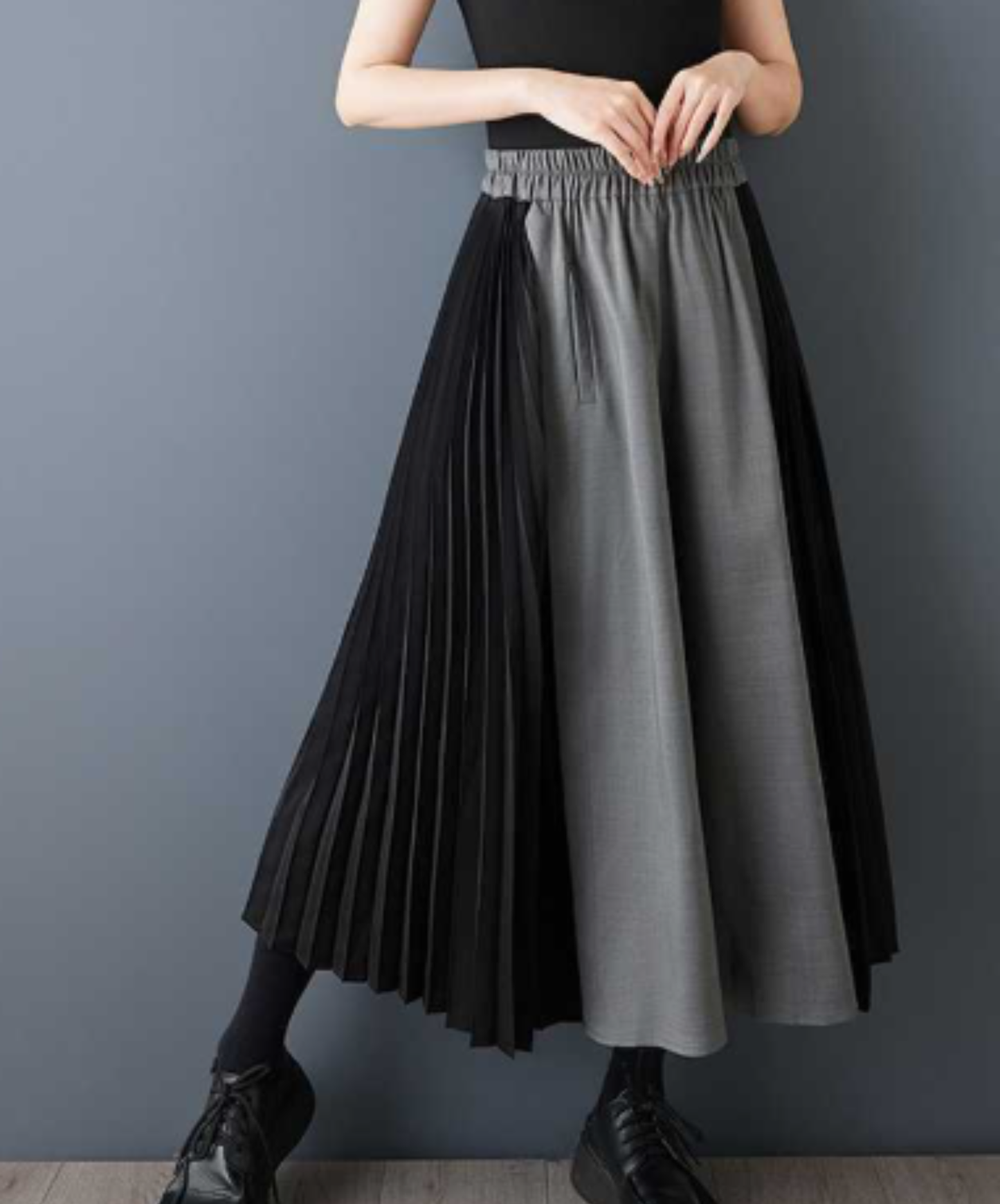 dark-toned pleated cropped trousers wide pants EN3048