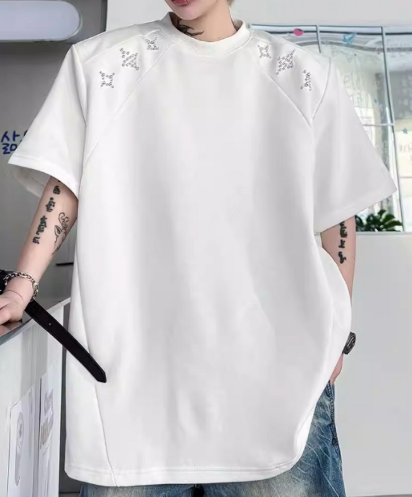 sparkling star motif bead decoration t-shirt EN2827