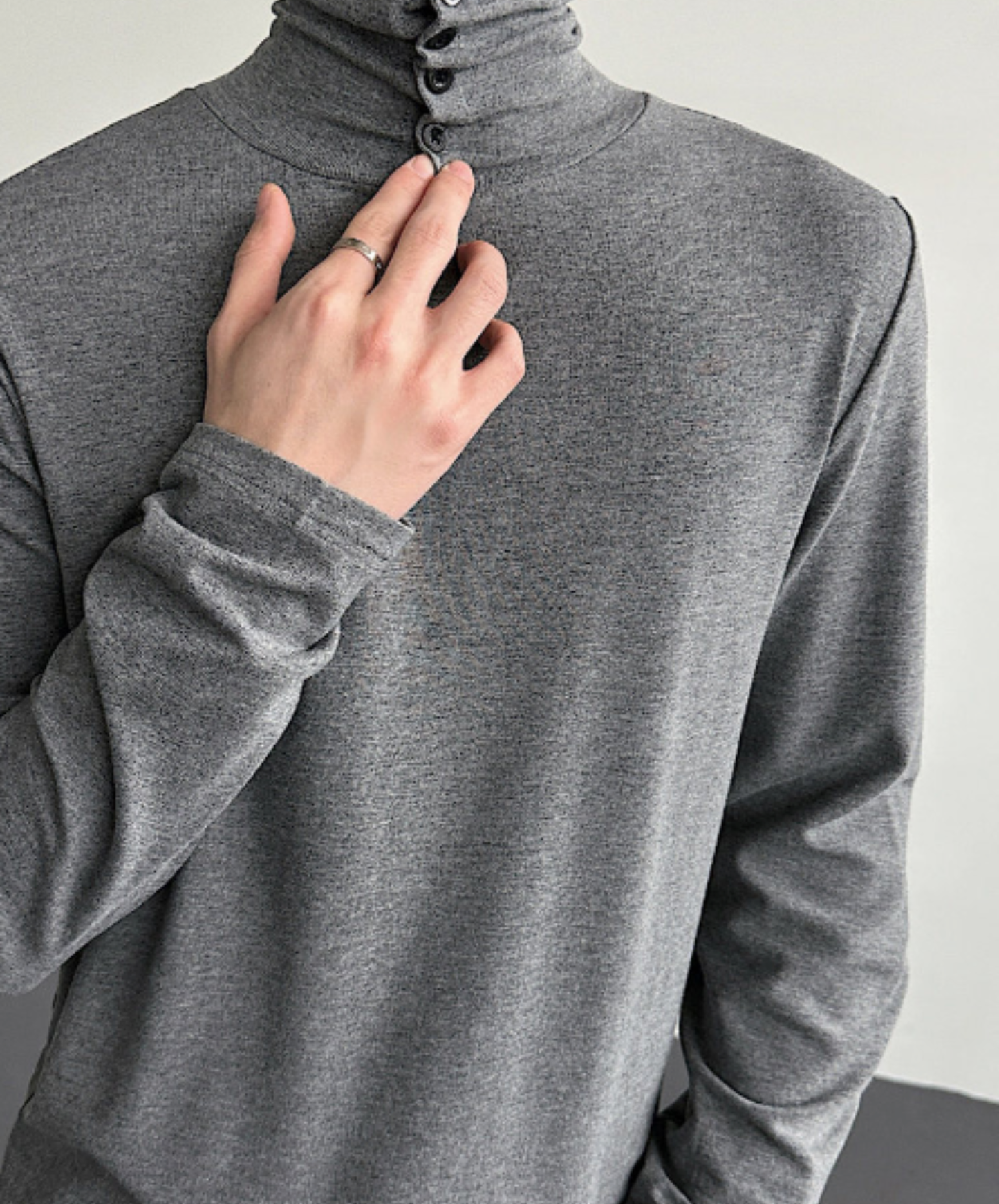 clean fit high neck t-shirt EN2592