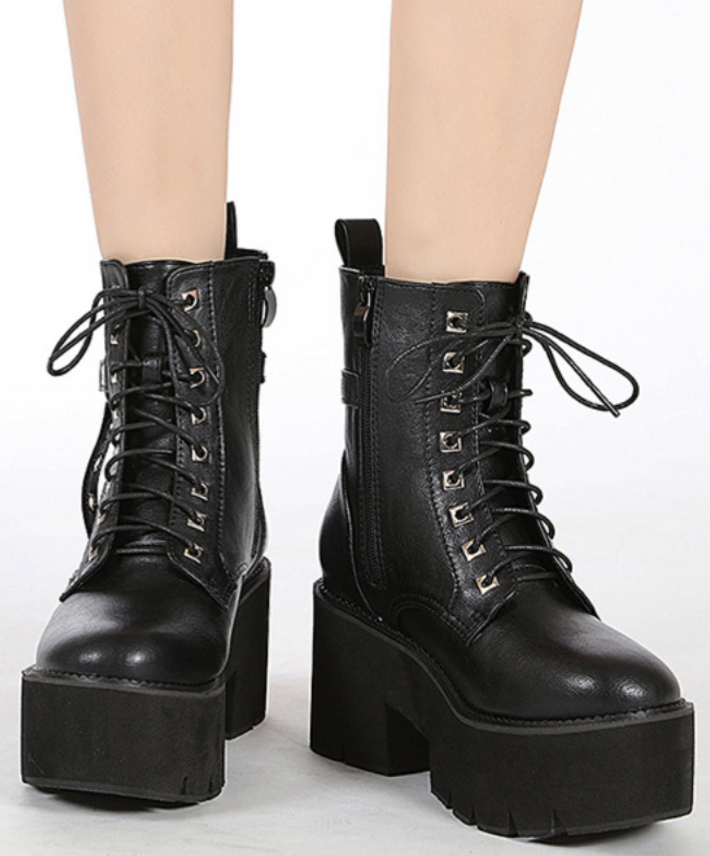 rivet decoration smooth boots EN2581