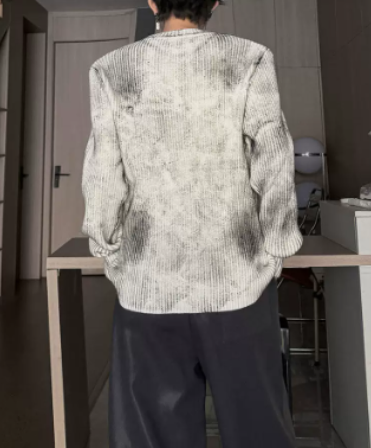 front-motif zip design sweater EN3242