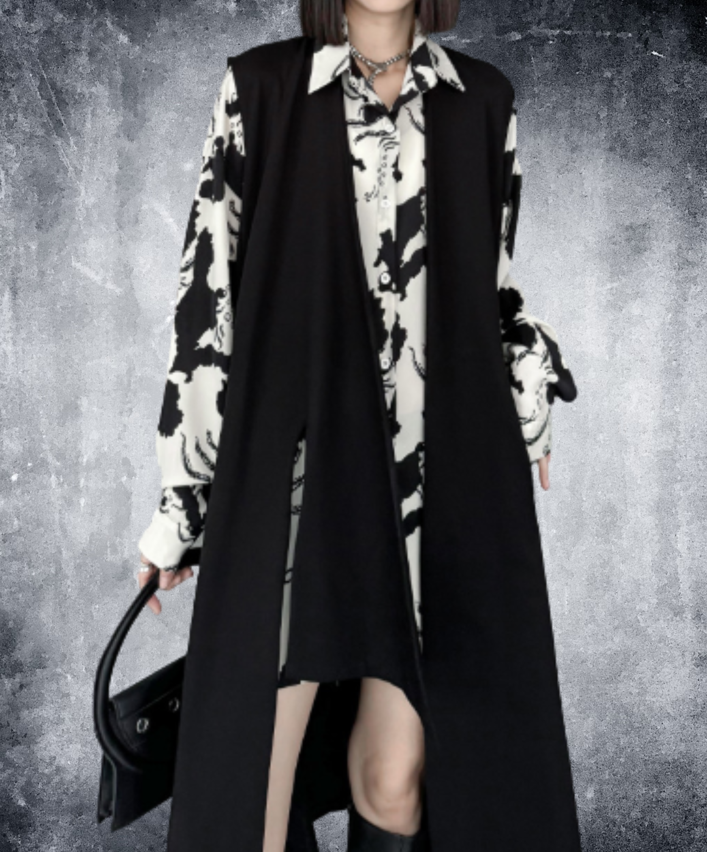 asymmetrical long-length vest  EN3111