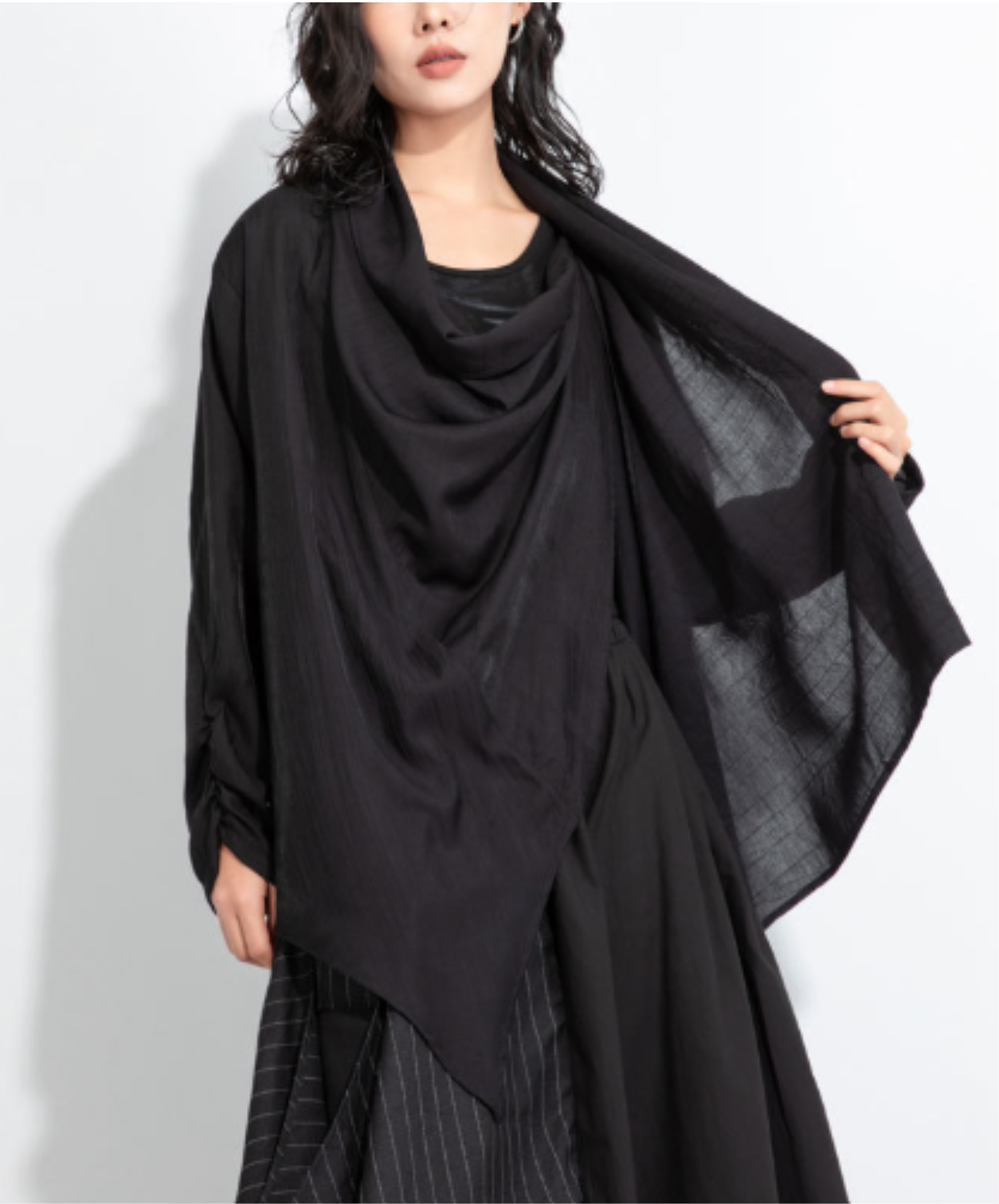 Irregular pattern, lightweight cardigan EN3075