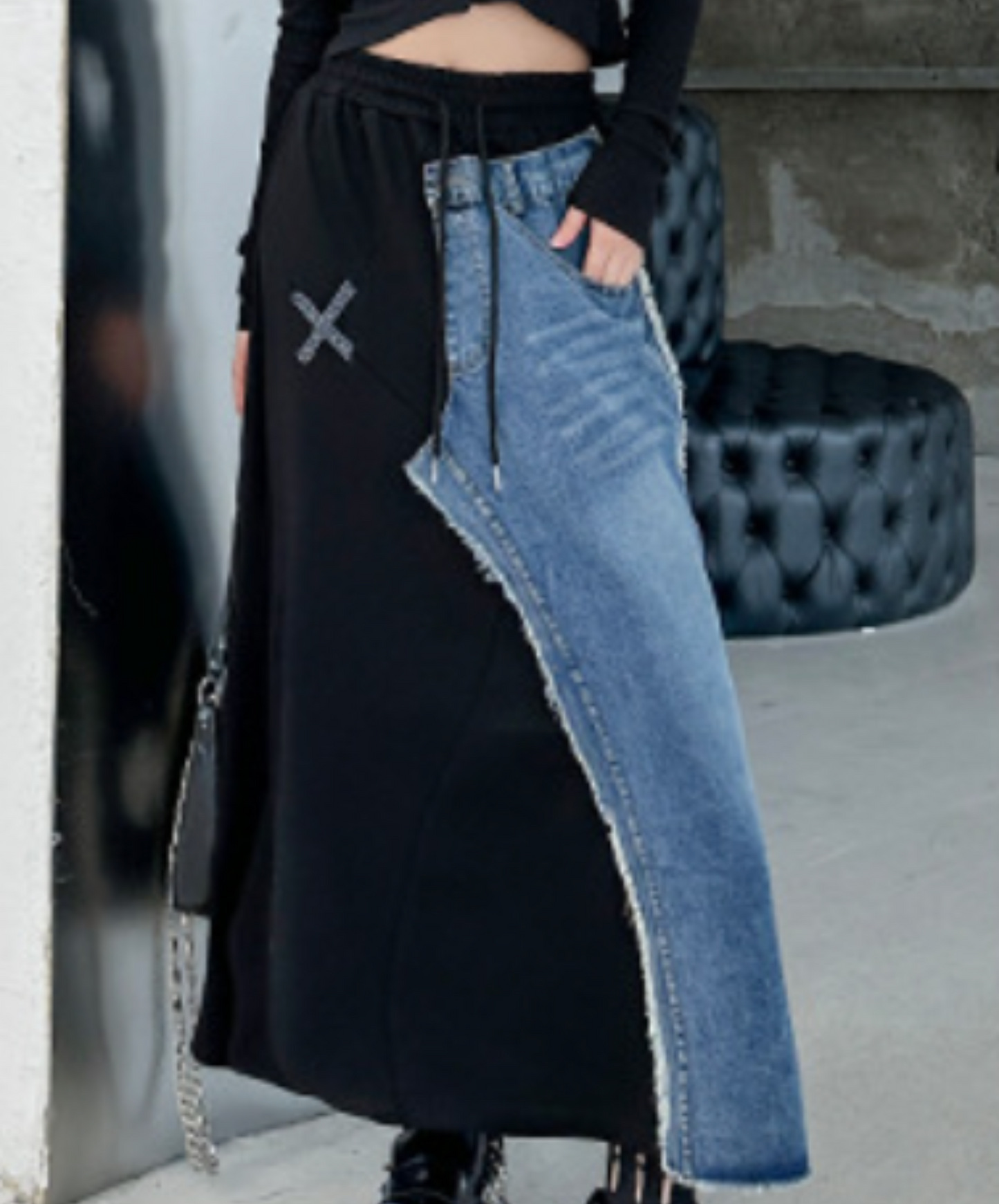 mixed material asymmetric skirt EN2276