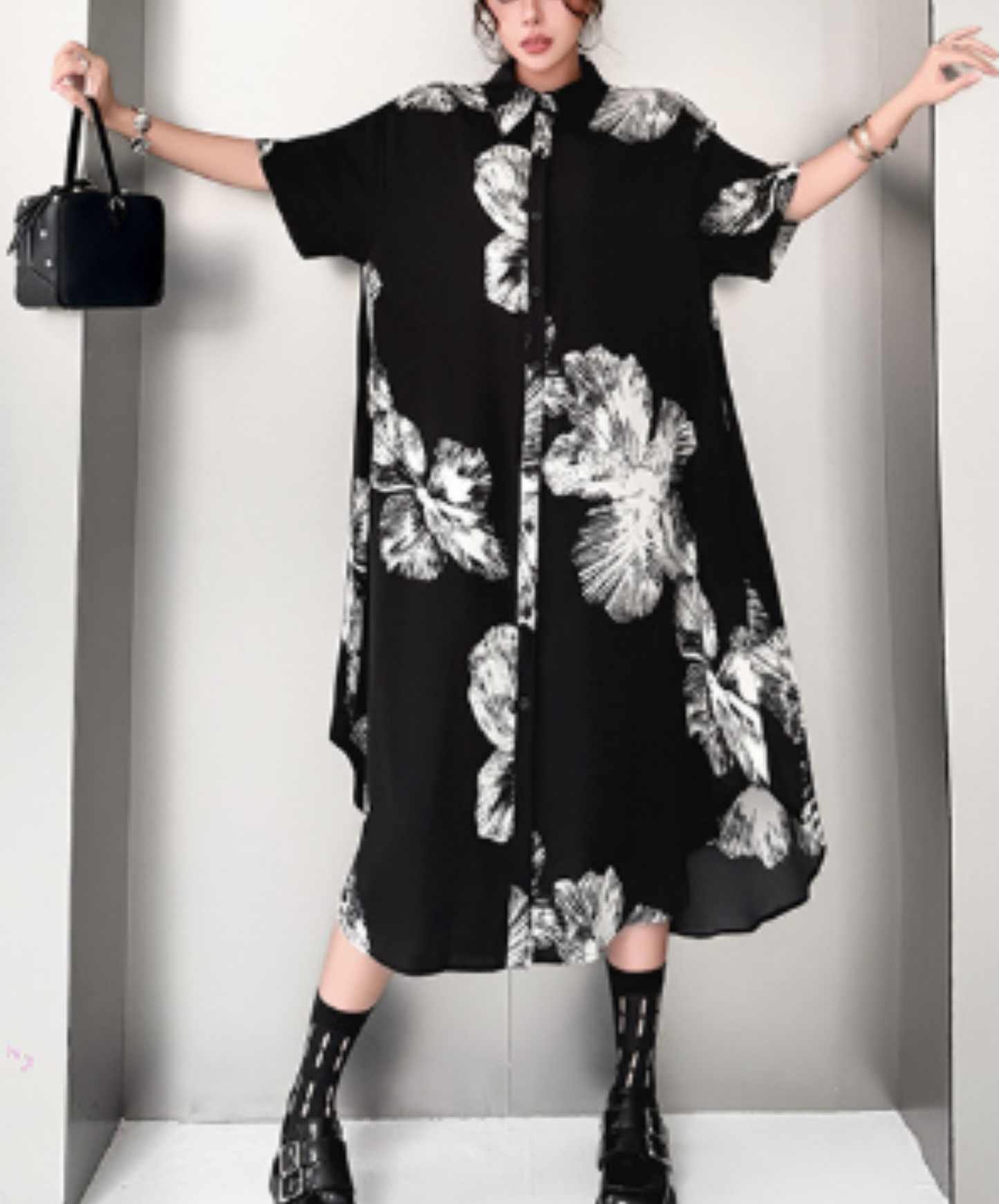 dark retro print relaxed fit long shirt EN2986