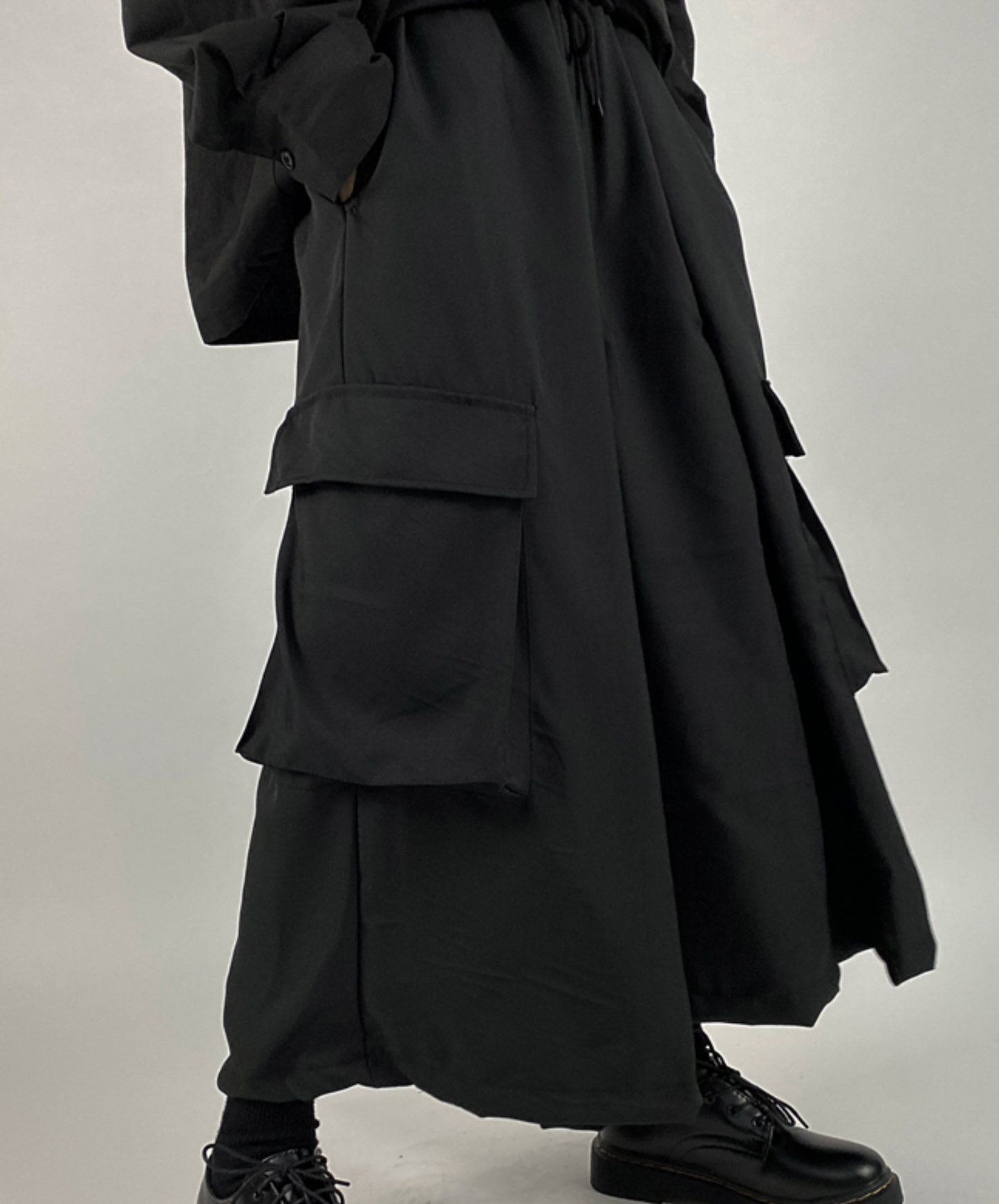dark loose big pocket wide pants EN2394