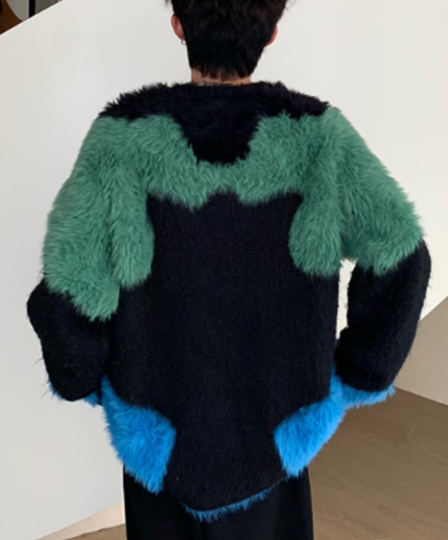 tri color design soft wax sweater EN1393
