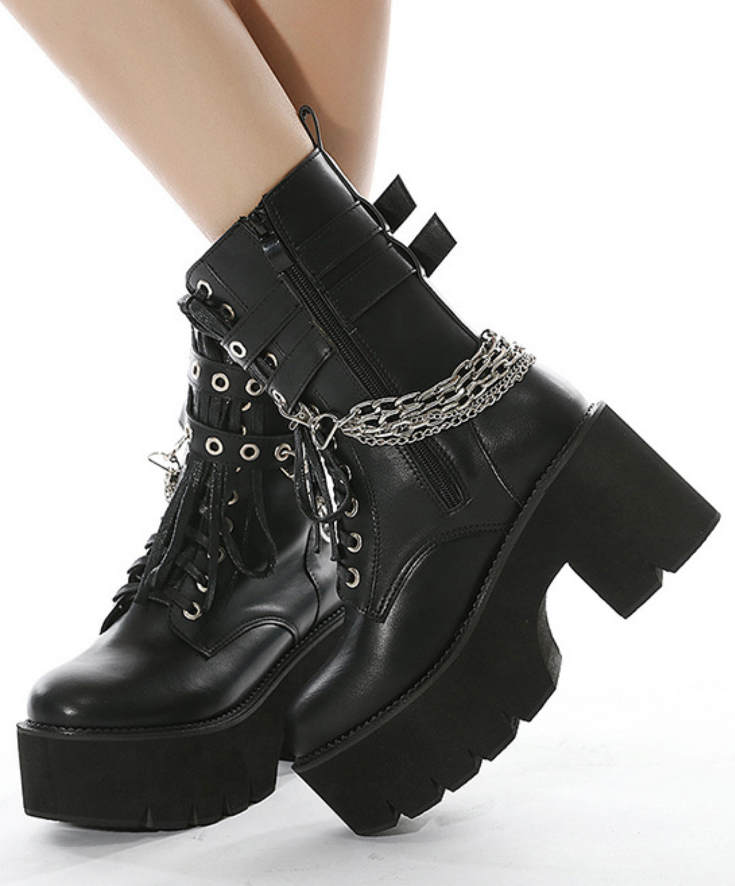 double belt x multiple chain boots EN2396