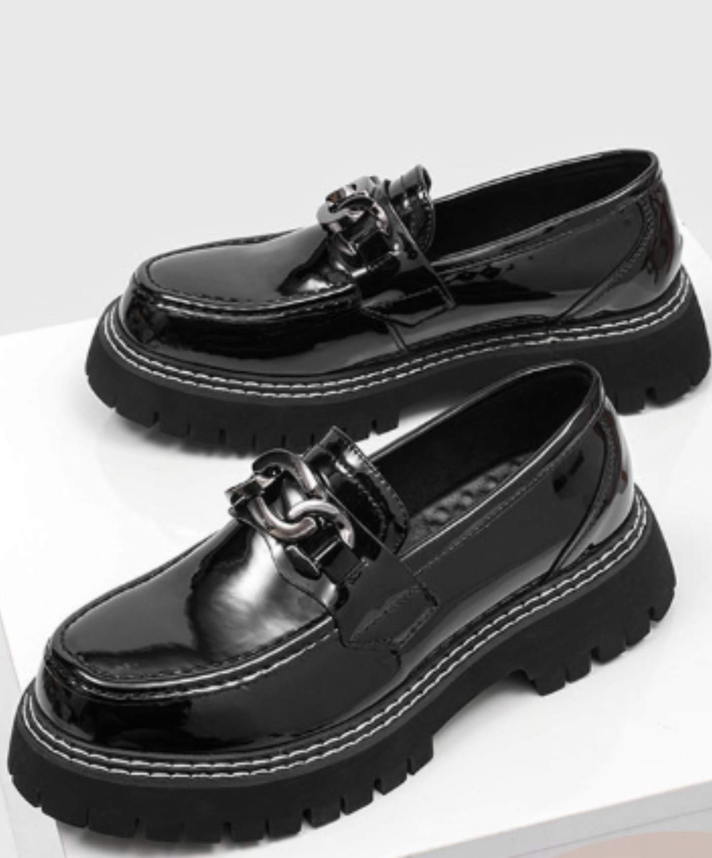 chunky chain enamel finish shoes EN3028