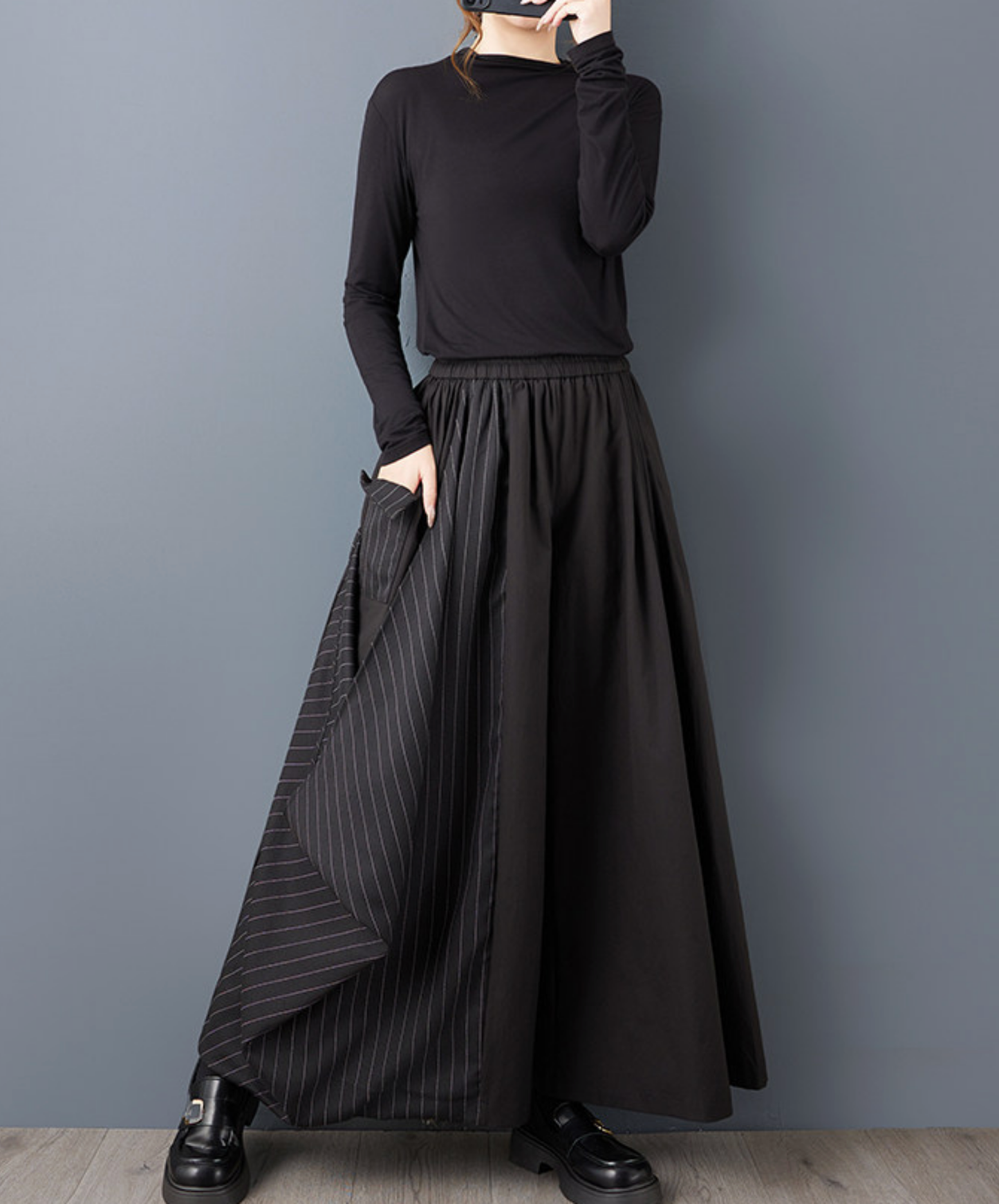 dark fine striped drape wide pants EN2779