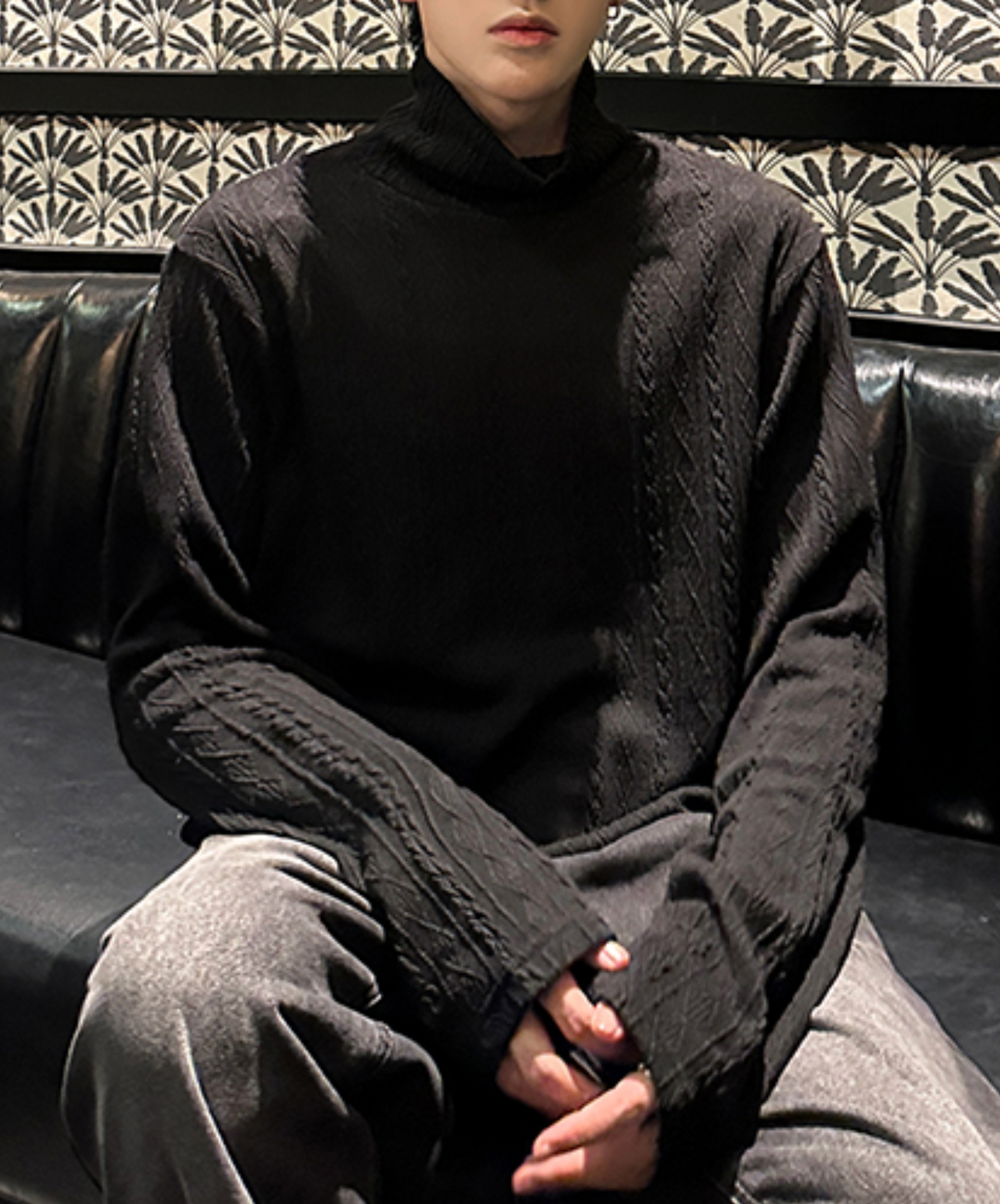 relaxed jacquard turtleneck t-shirt EN2520