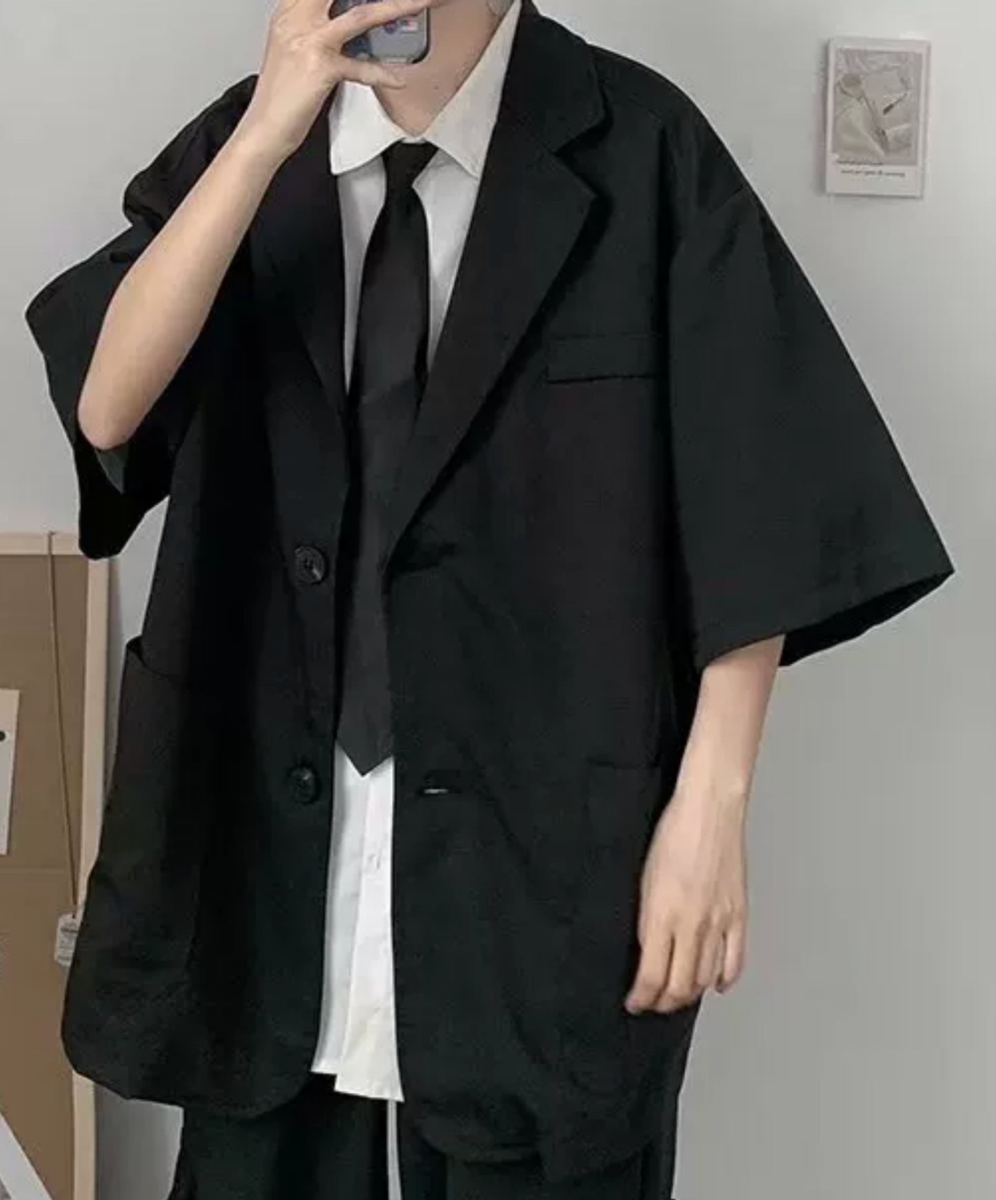 lightweight, draped short length jacket EN2855