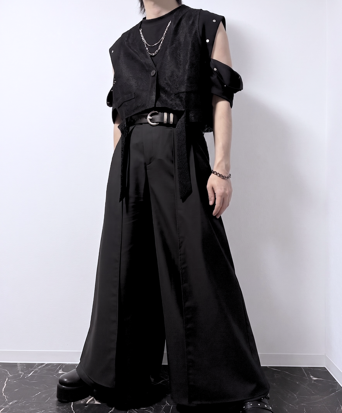 【style105】dark mode outfit set EN3059（vest + t-shirt + pants set）
