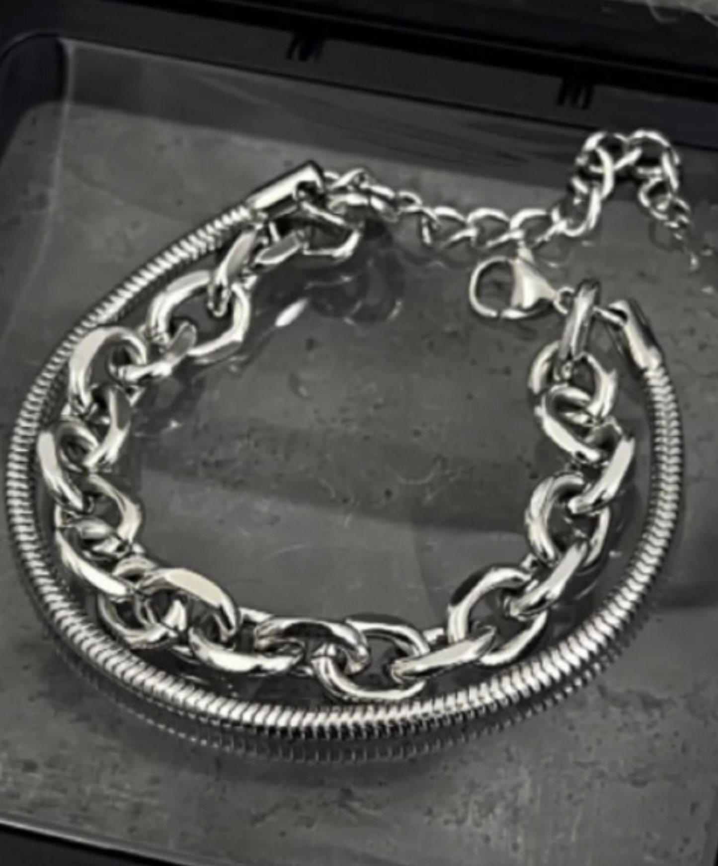 two types of chain stacked bracelet EN2568