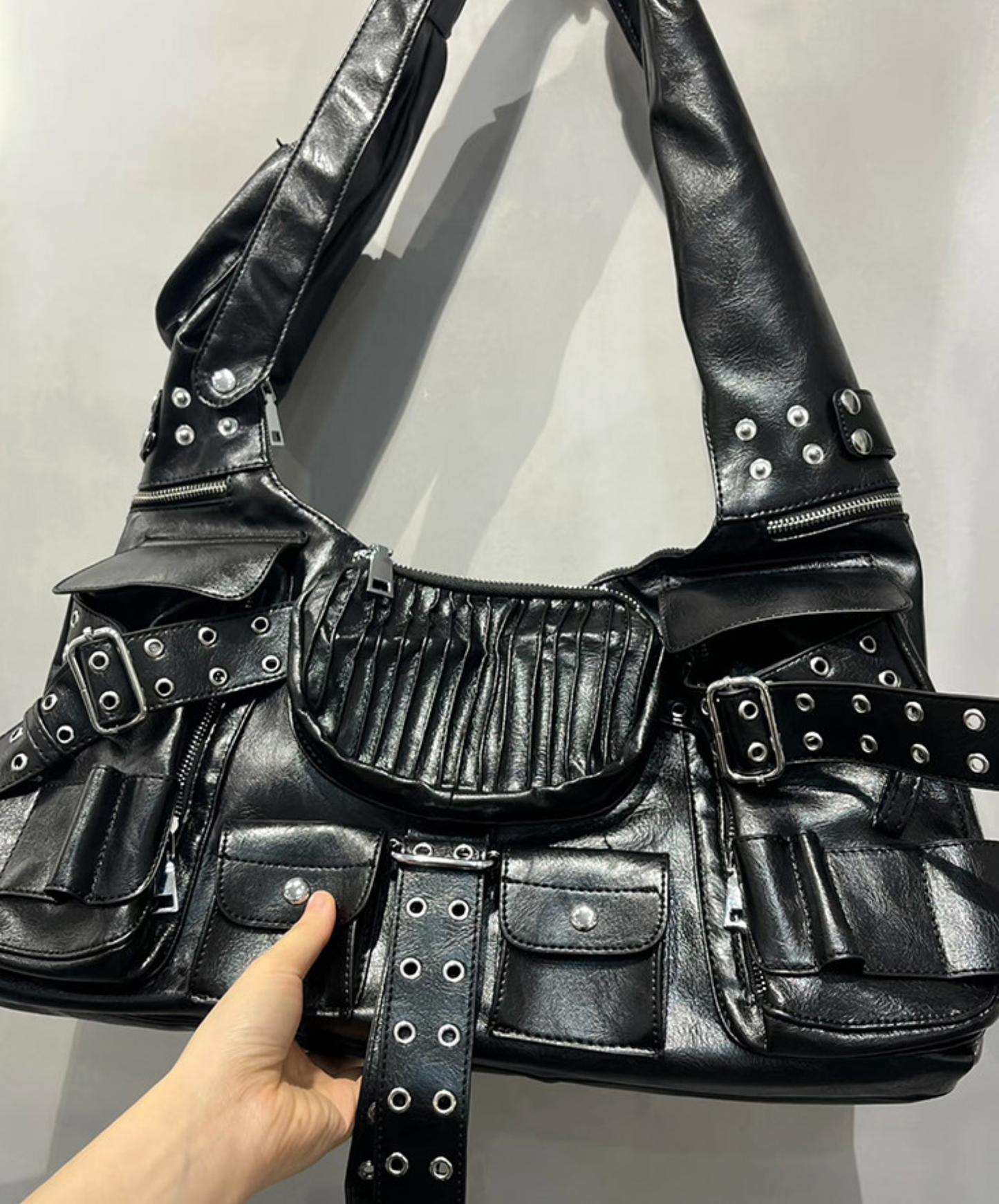 multi-pocket studded shoulder bag EN2730