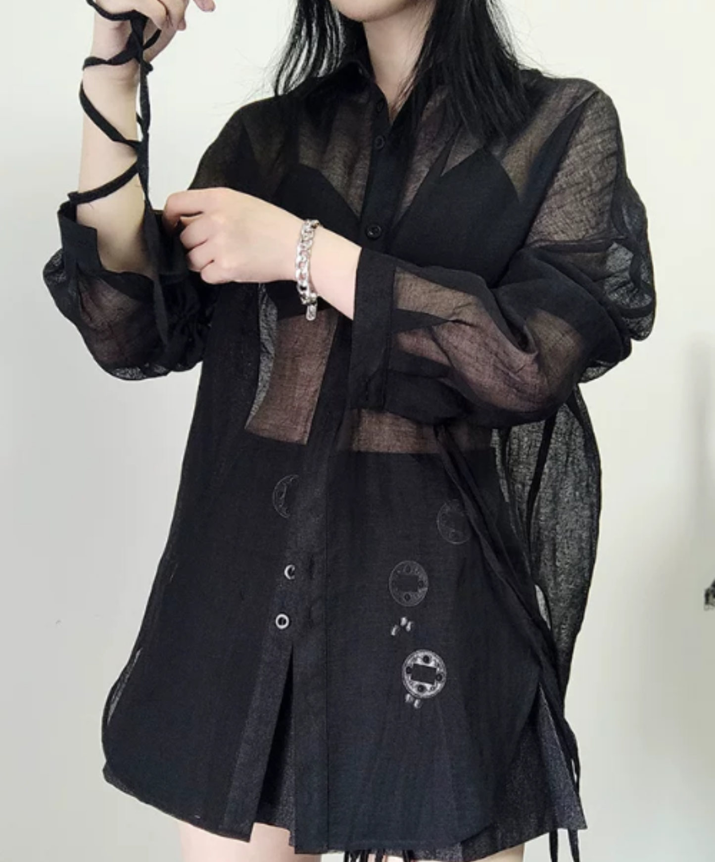 dark back slit sheer shirt EN2885