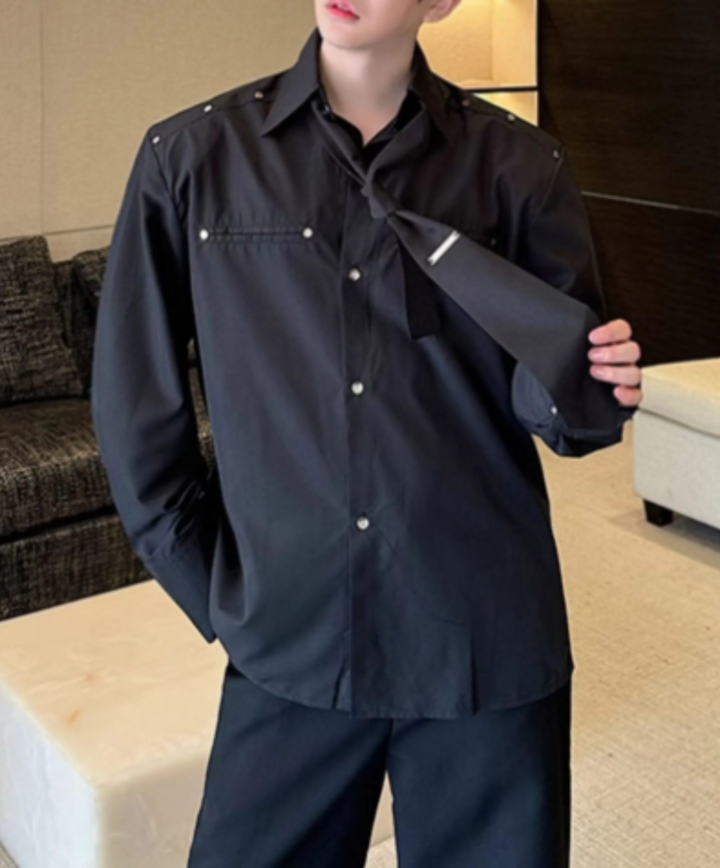 tie with metal rivets shirt EN3025