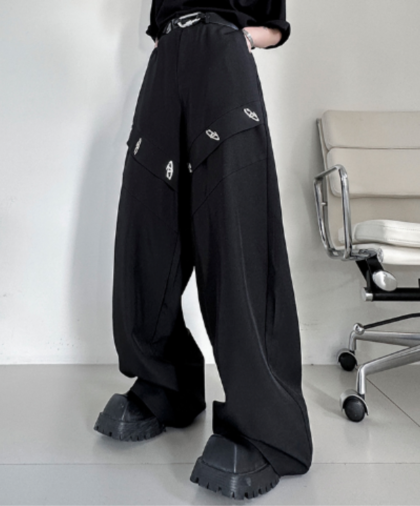 dark metal decorative lines wide pants EN2000