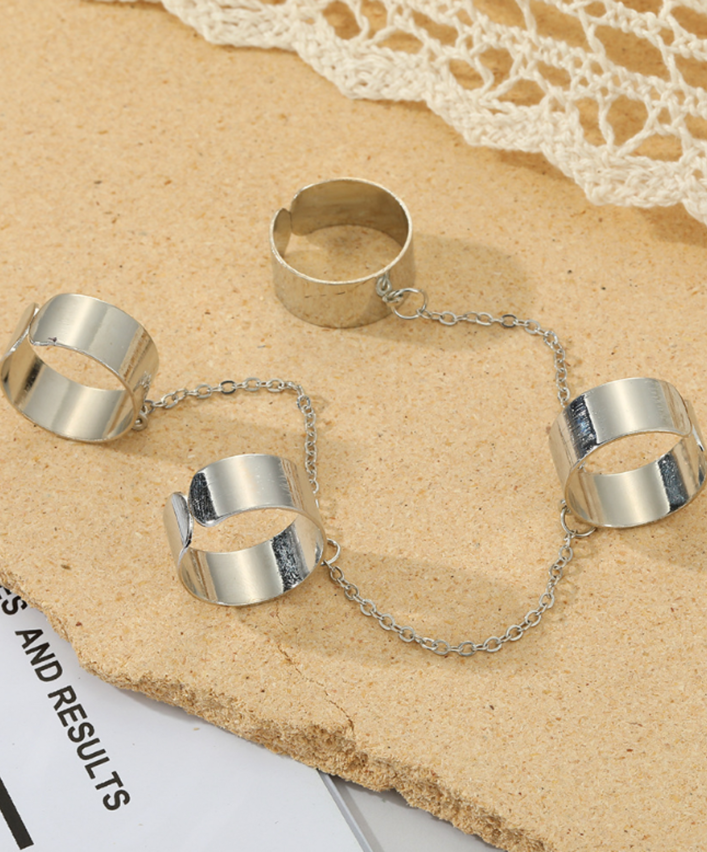 four-chain free size ring EN2389
