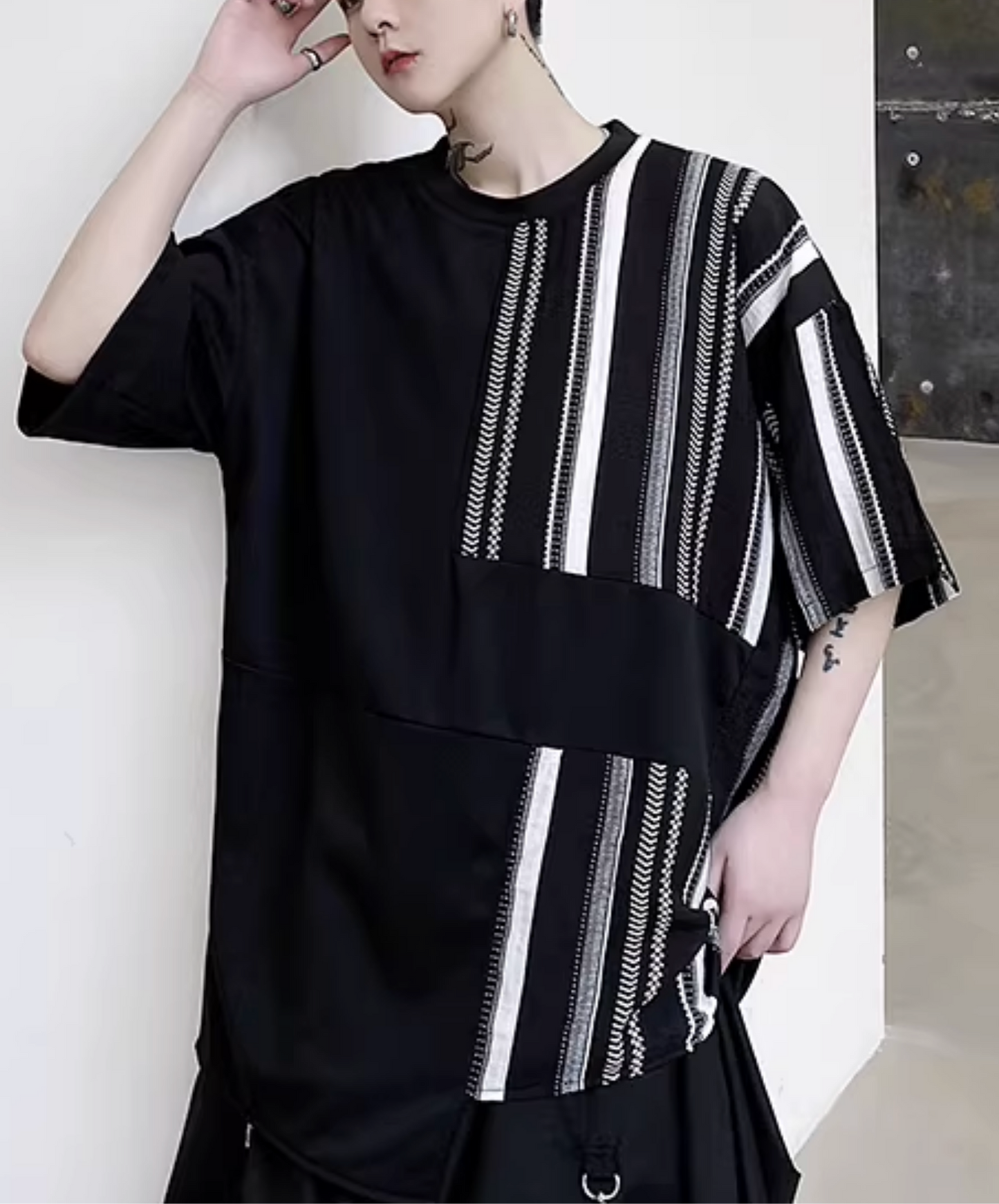 dark Irregular stripe crew neck t-shirt EN2814