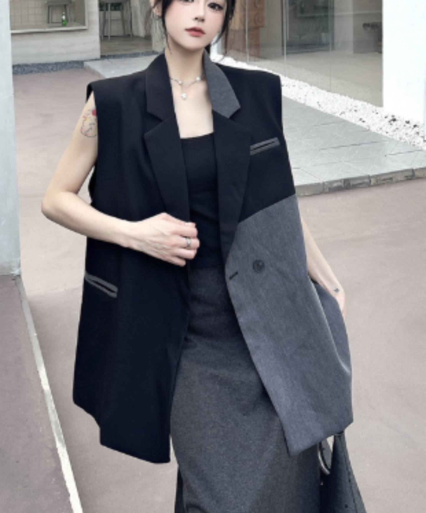 two-tone long length vest EN2923