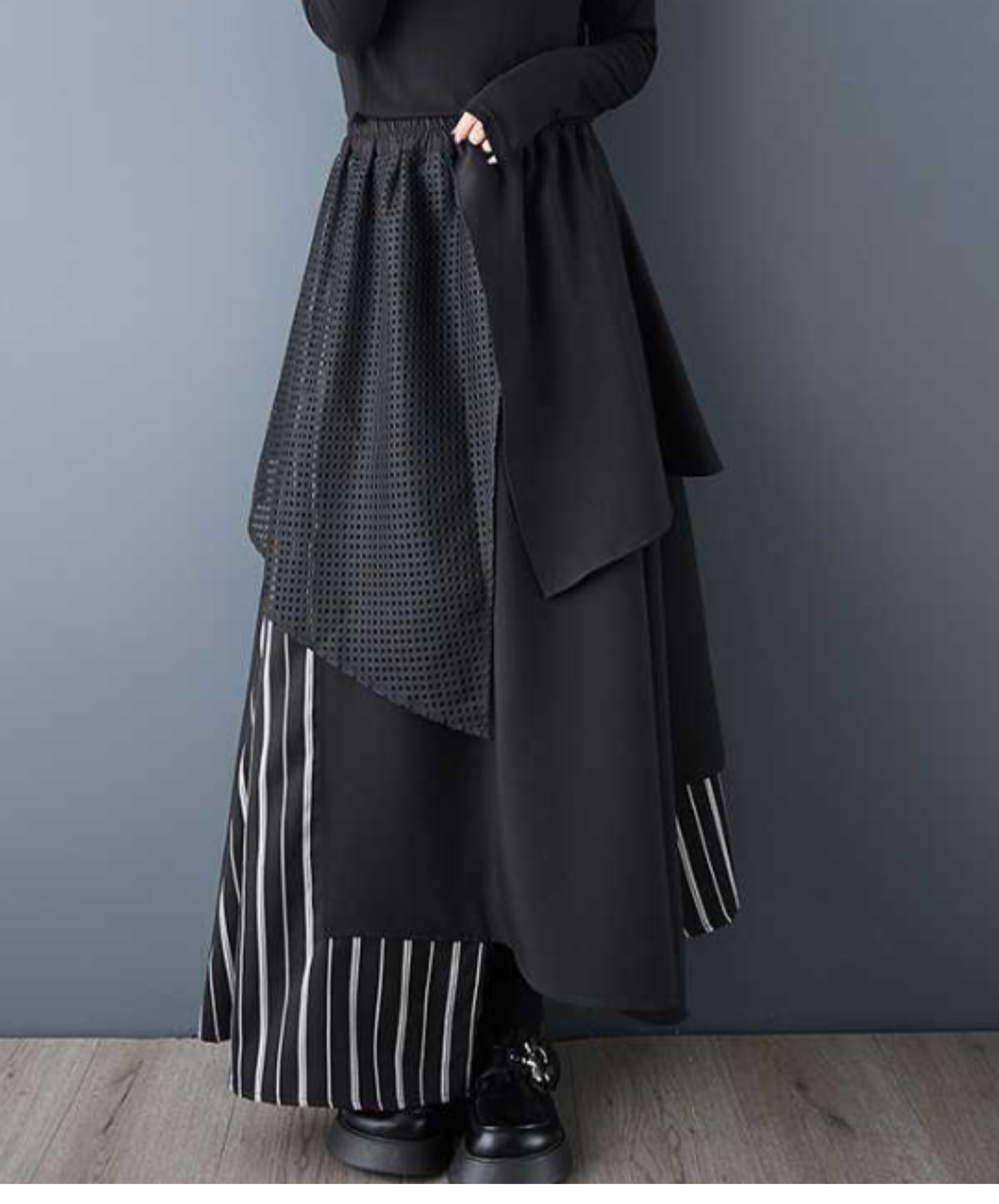 eyelet lace and stripe asymmetrical design skirt EN2756