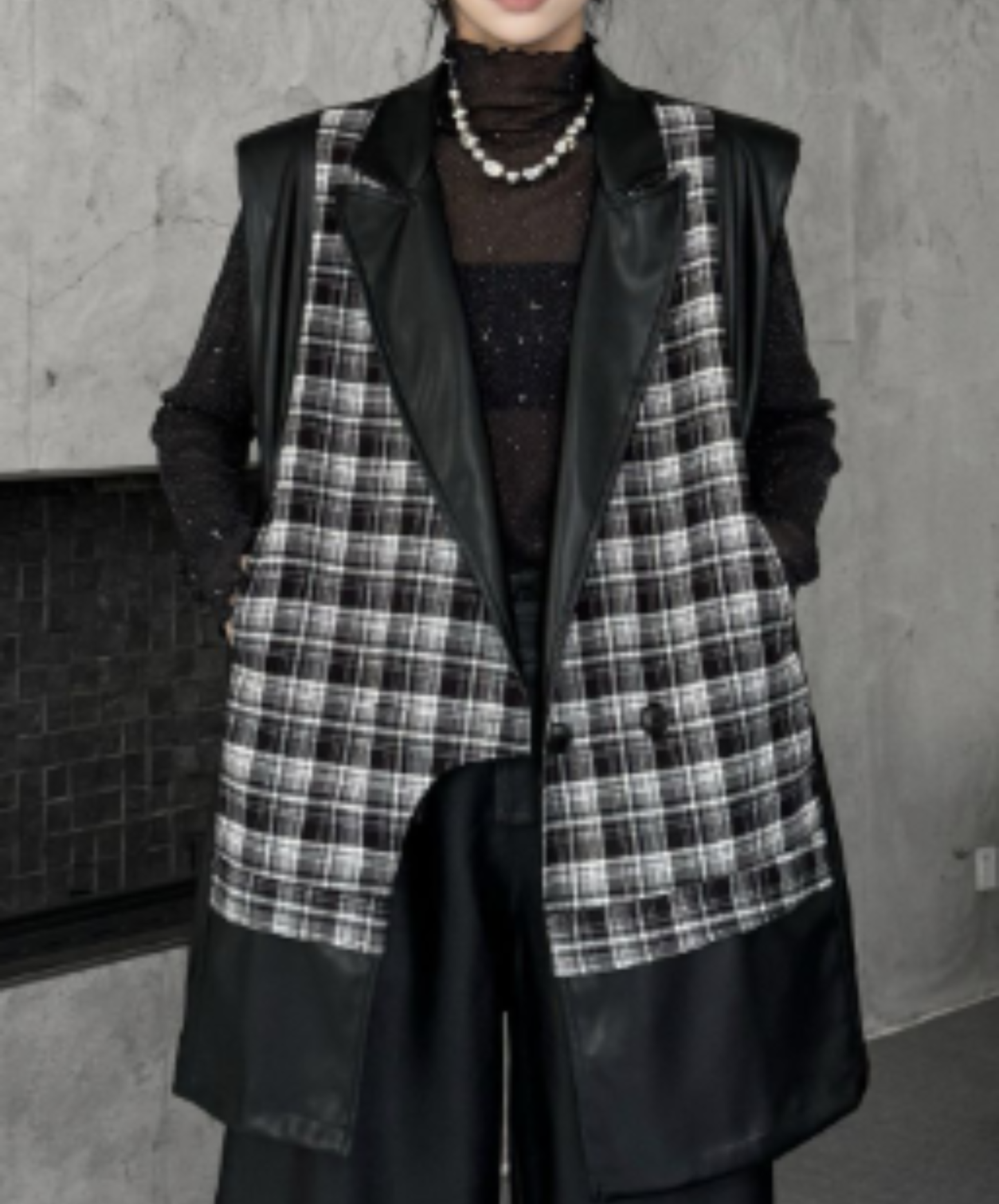 checkered pu leather patchwork vest EN2982