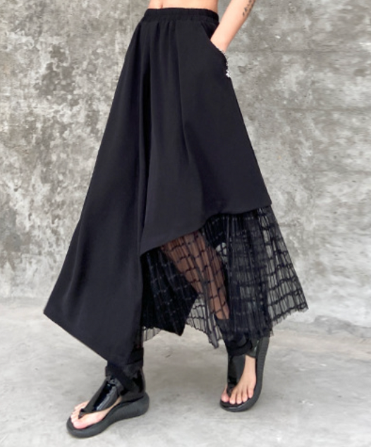 mixed material stitch mesh skirt EN2331