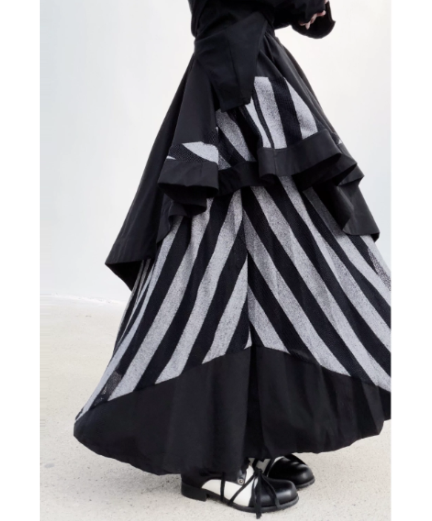 dark irregular striped patchwork pattern skirt EN2993