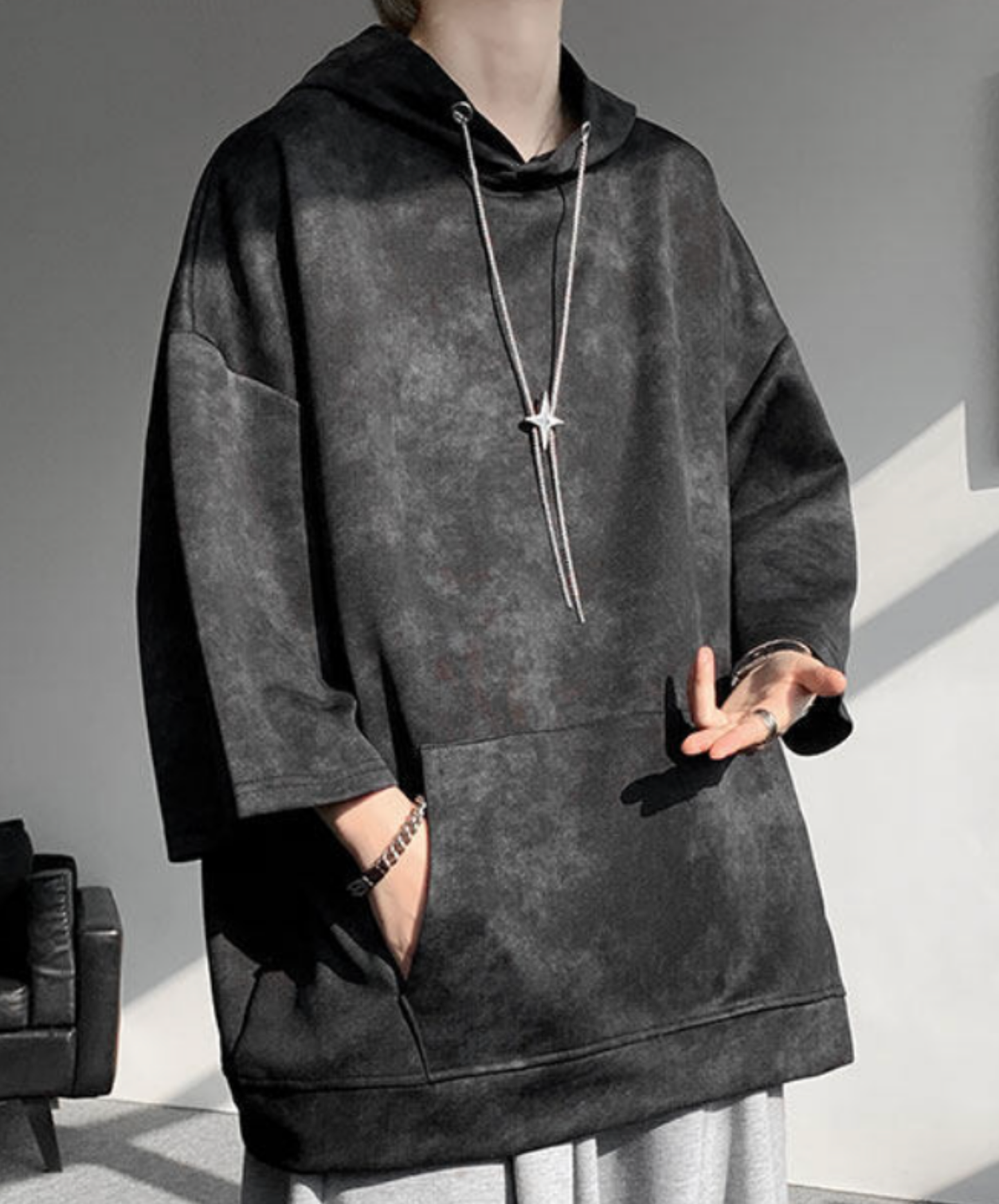 star motif neck strap hoodie EN2845