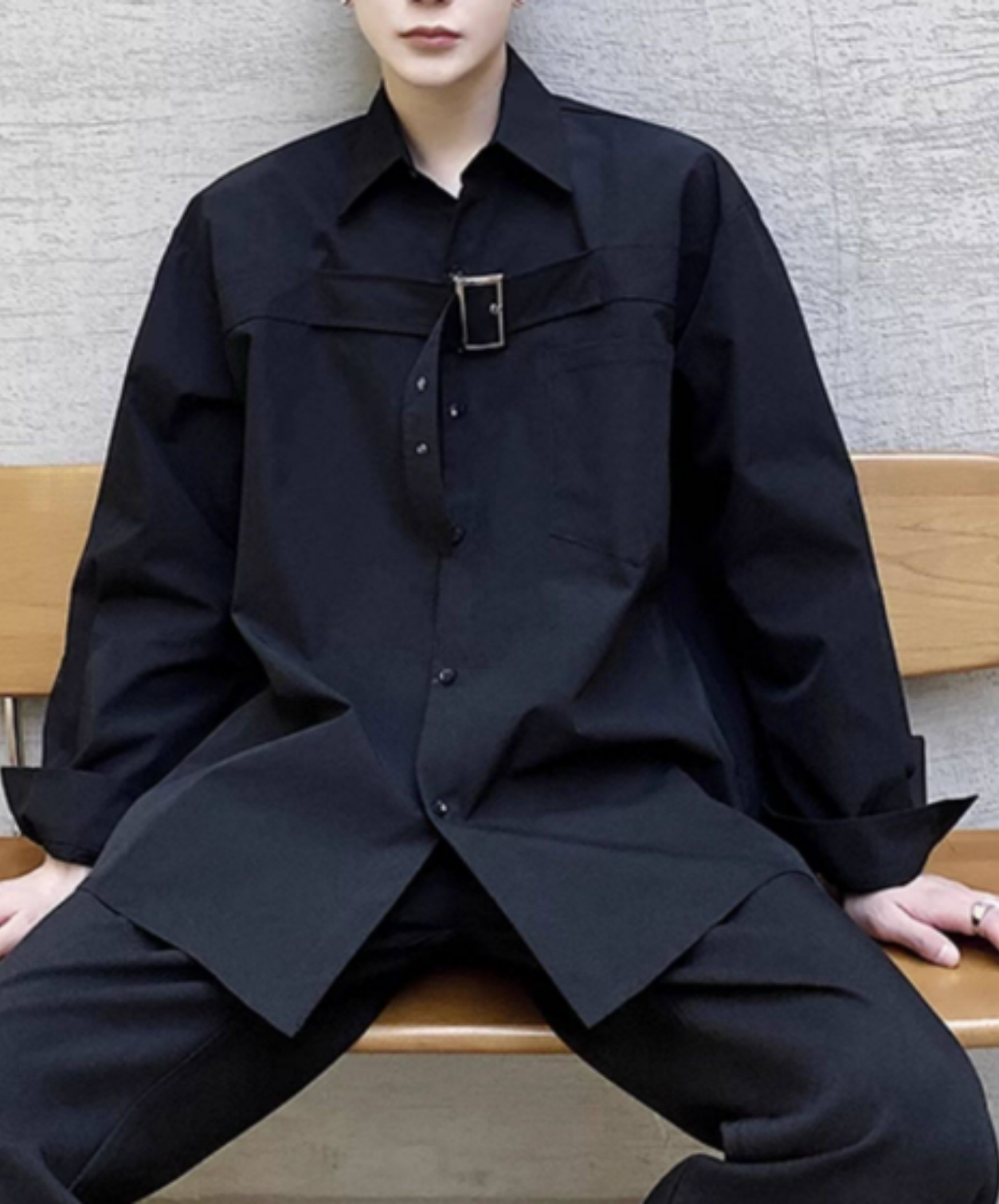 chest area decorated with a wide belt. shirt EN2750