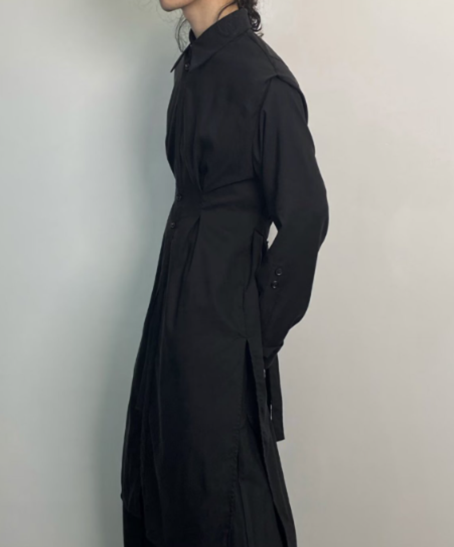 slim-fit waist-defining style long shirt EN3095