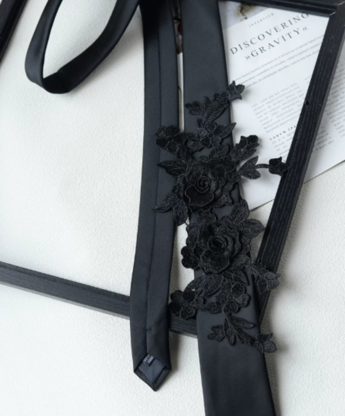 flower-motif appliqué necktie EN3248