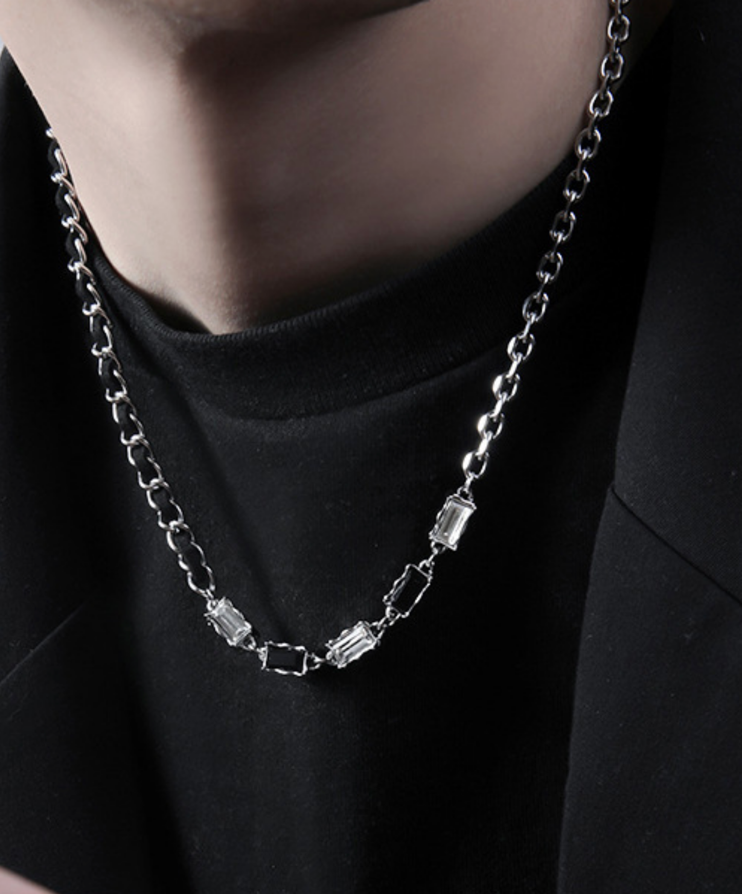 square black & clear stone necklace EN2739