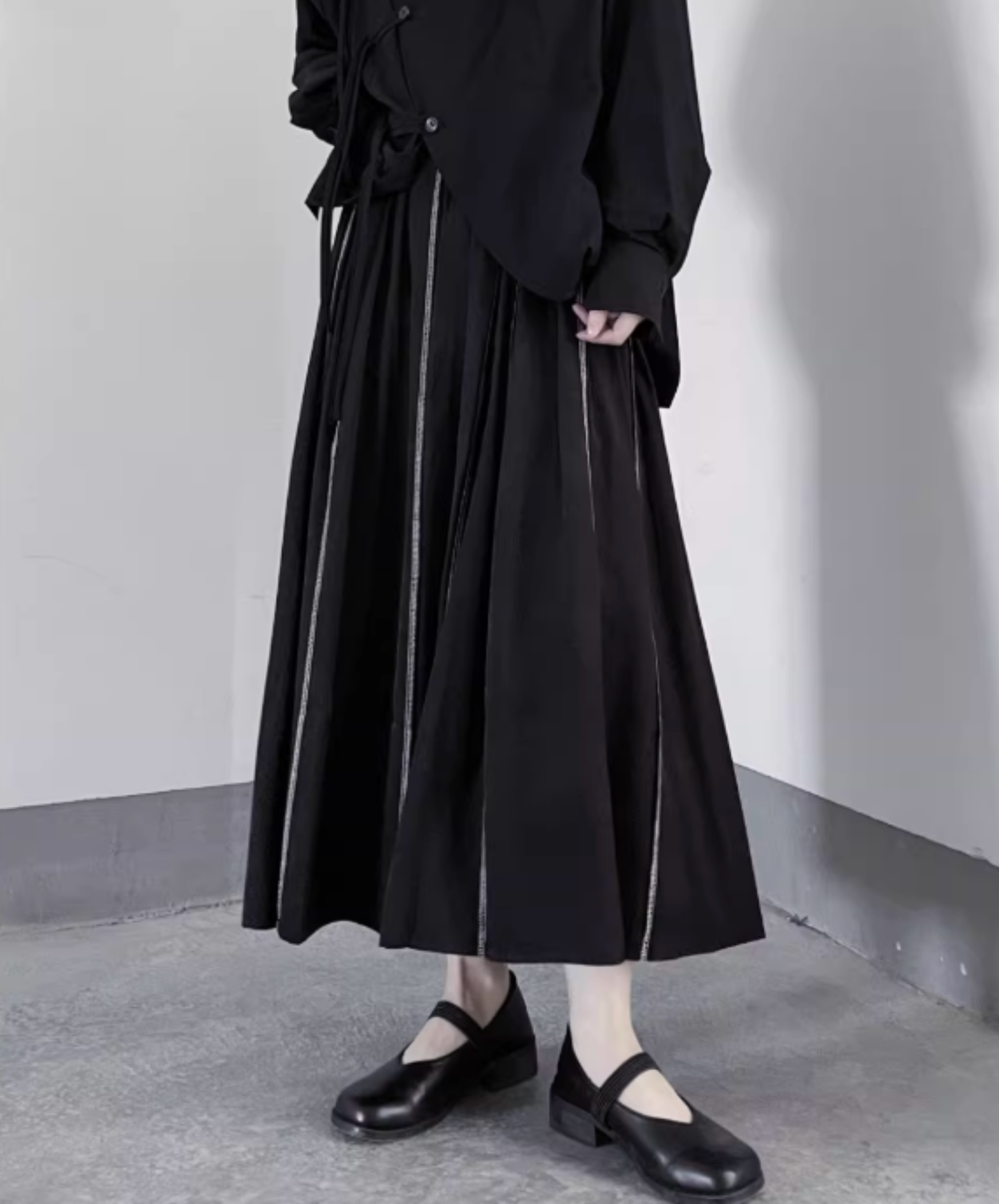 dark rock stitch stripes skirt EN2829