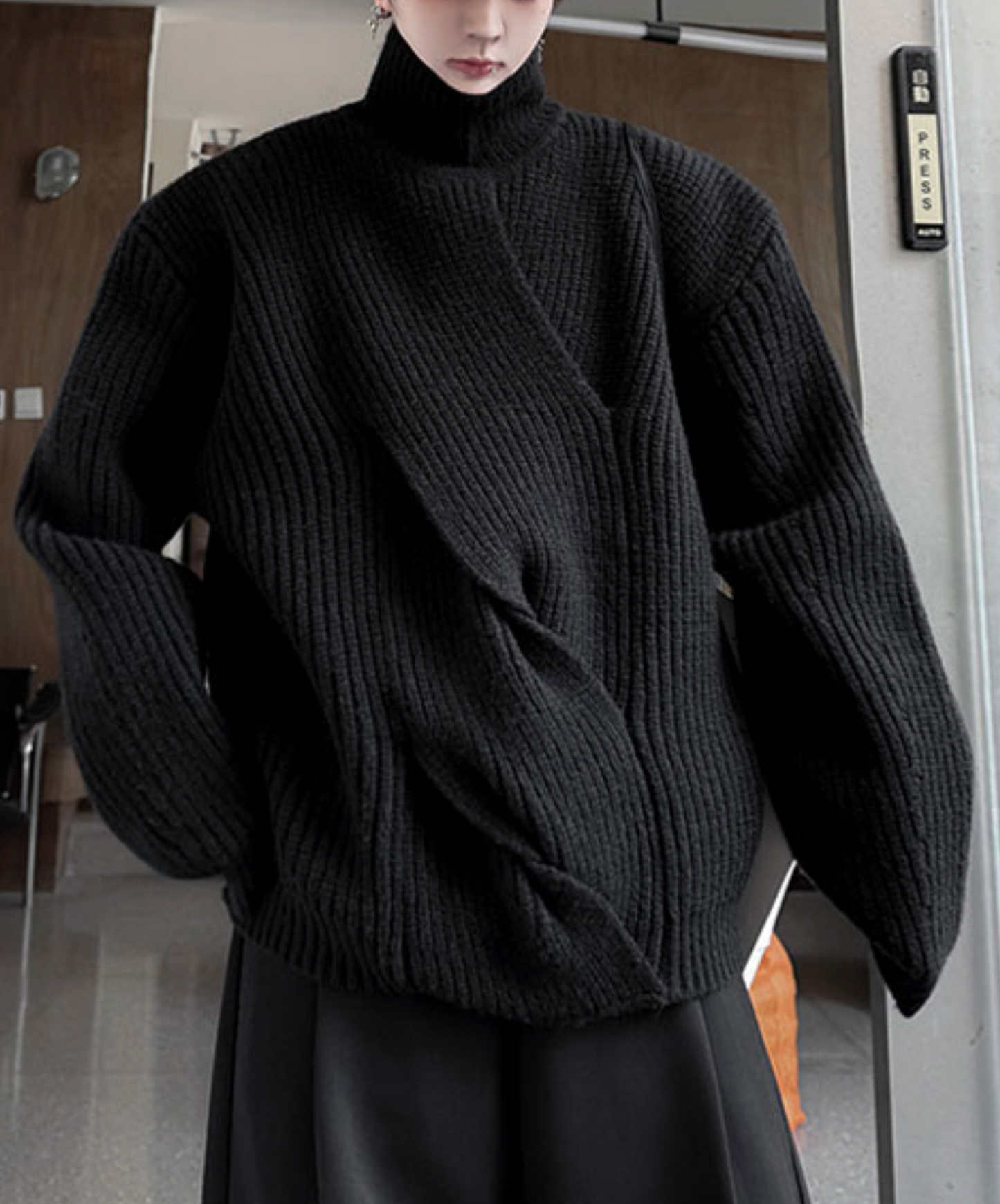 plain twist knit high neck sweater EN2524