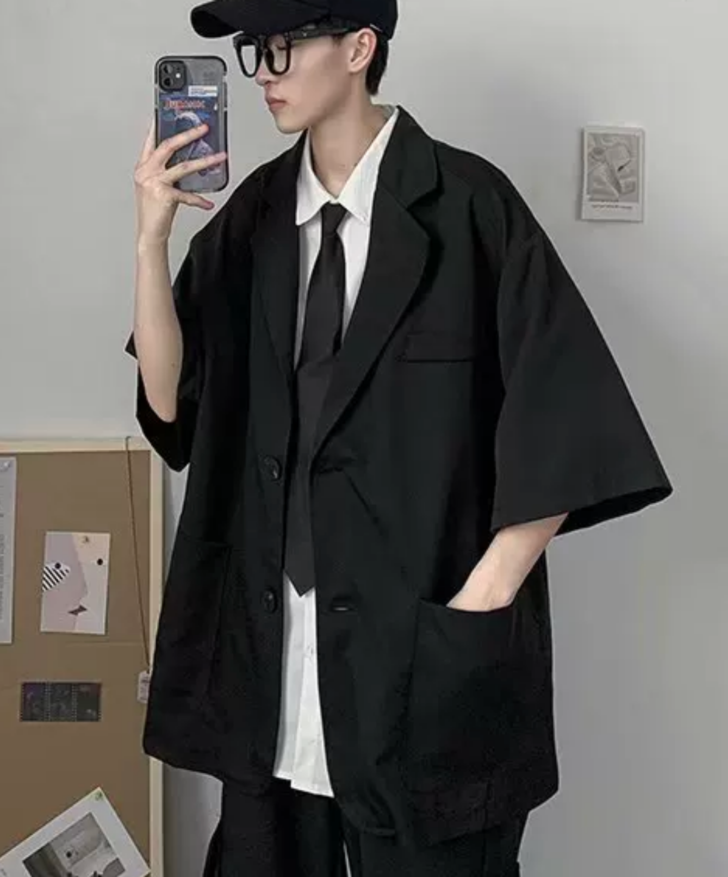lightweight, draped short length jacket EN2855