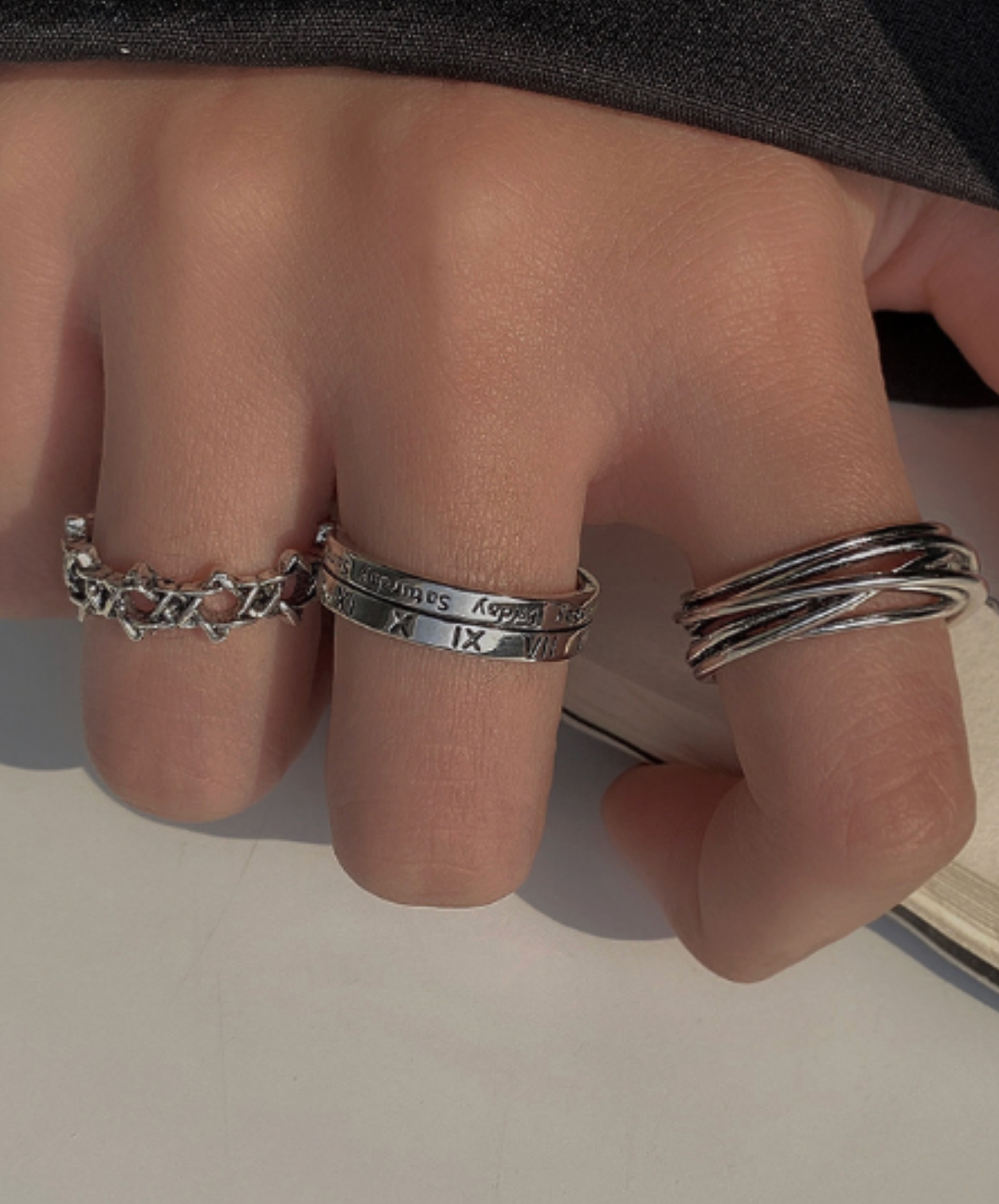 stars, crosses, and engravings ring EN2772