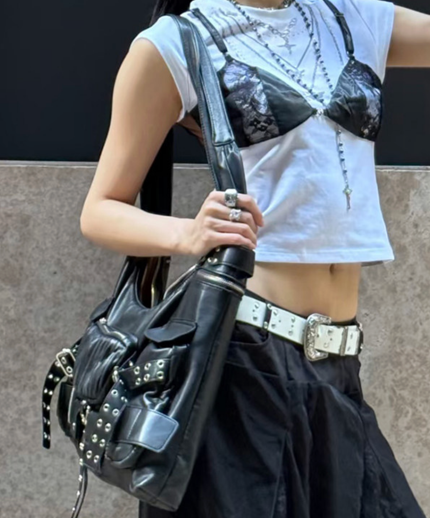 multi-pocket studded shoulder bag EN2730