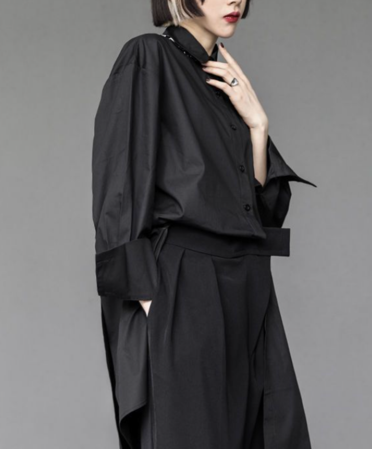dark Irregular button slits shirt EN2854